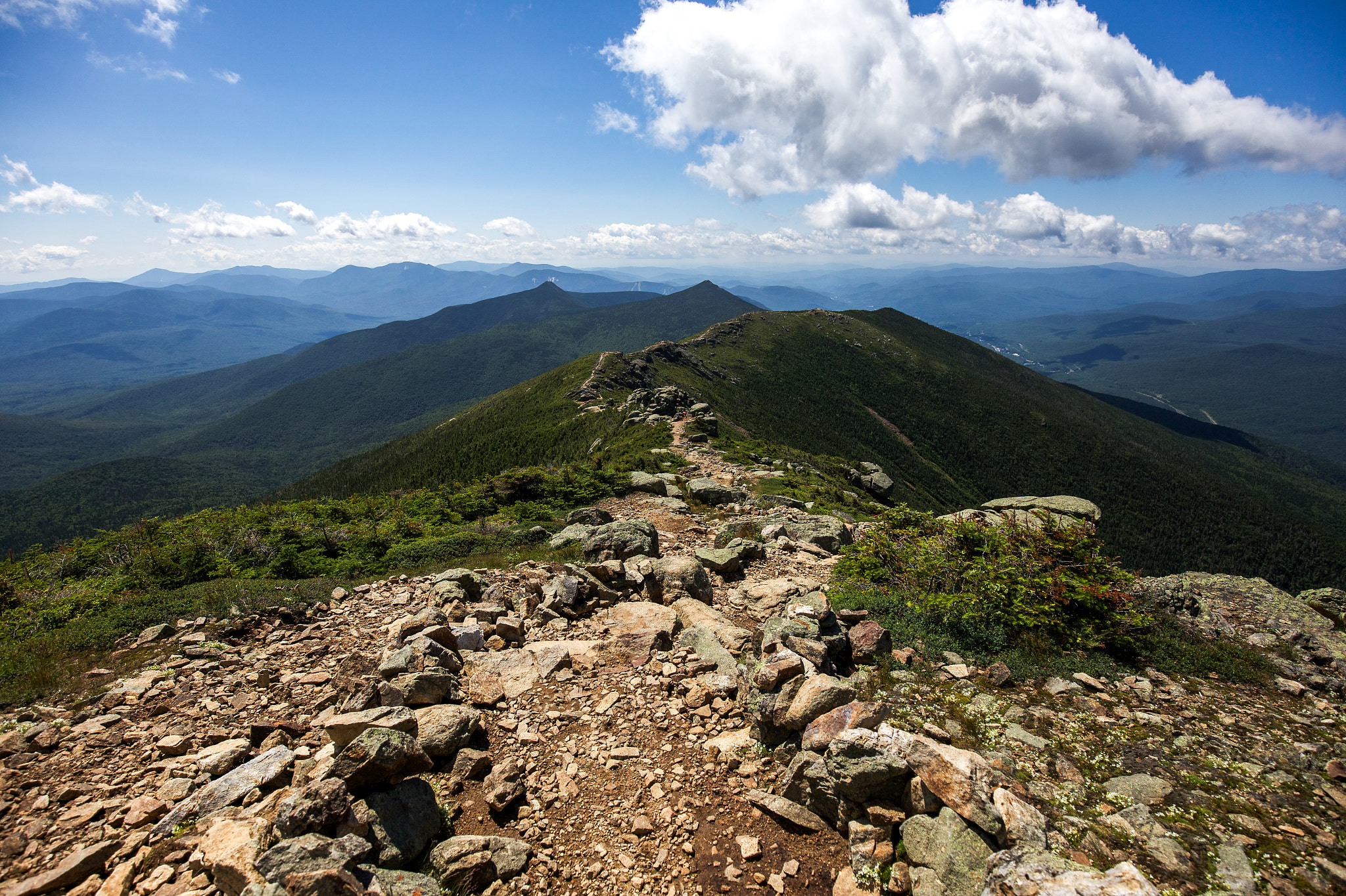 Canon EOS 6D + Canon EF 16-35mm F4L IS USM sample photo. Franconia ridge photography