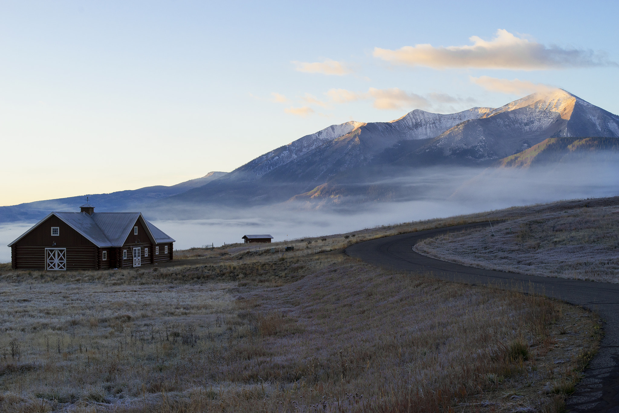 Sony a7 + 35-70mm F4 sample photo. Cold morning photography