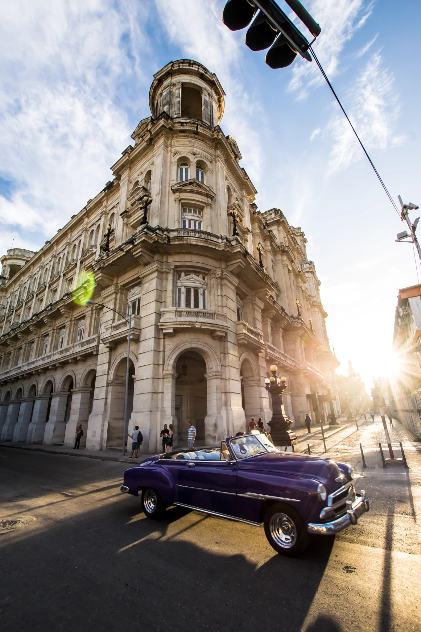 Sony ILCA-77M2 + Sigma 10-20mm F3.5 EX DC HSM sample photo. Museo de bellas artes photography