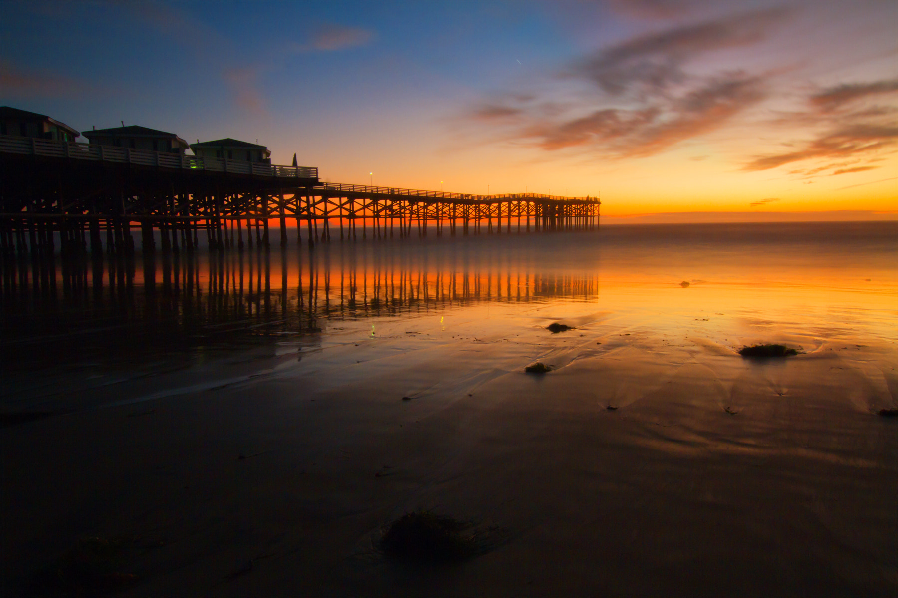 Tokina AT-X Pro 12-24mm F4 (IF) DX sample photo. Crystal pier photography