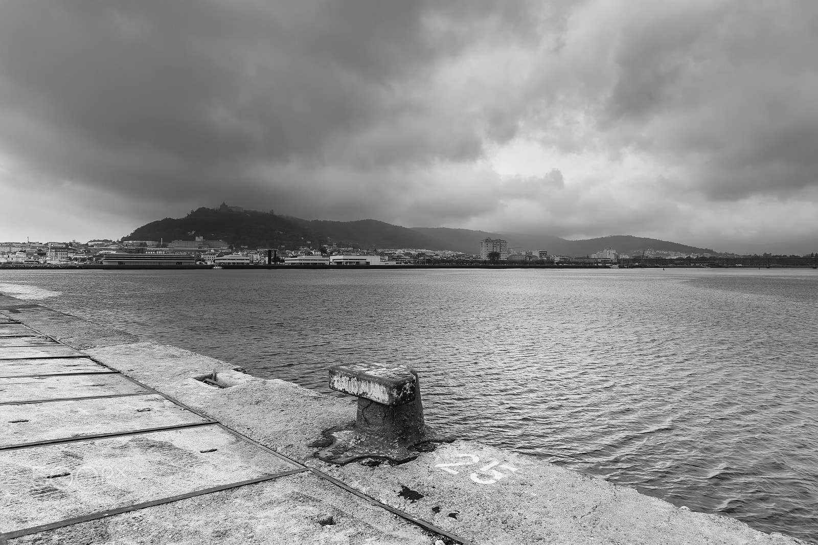 Canon EOS 6D + Canon EF 16-35mm F4L IS USM sample photo. Viana do castelo photography