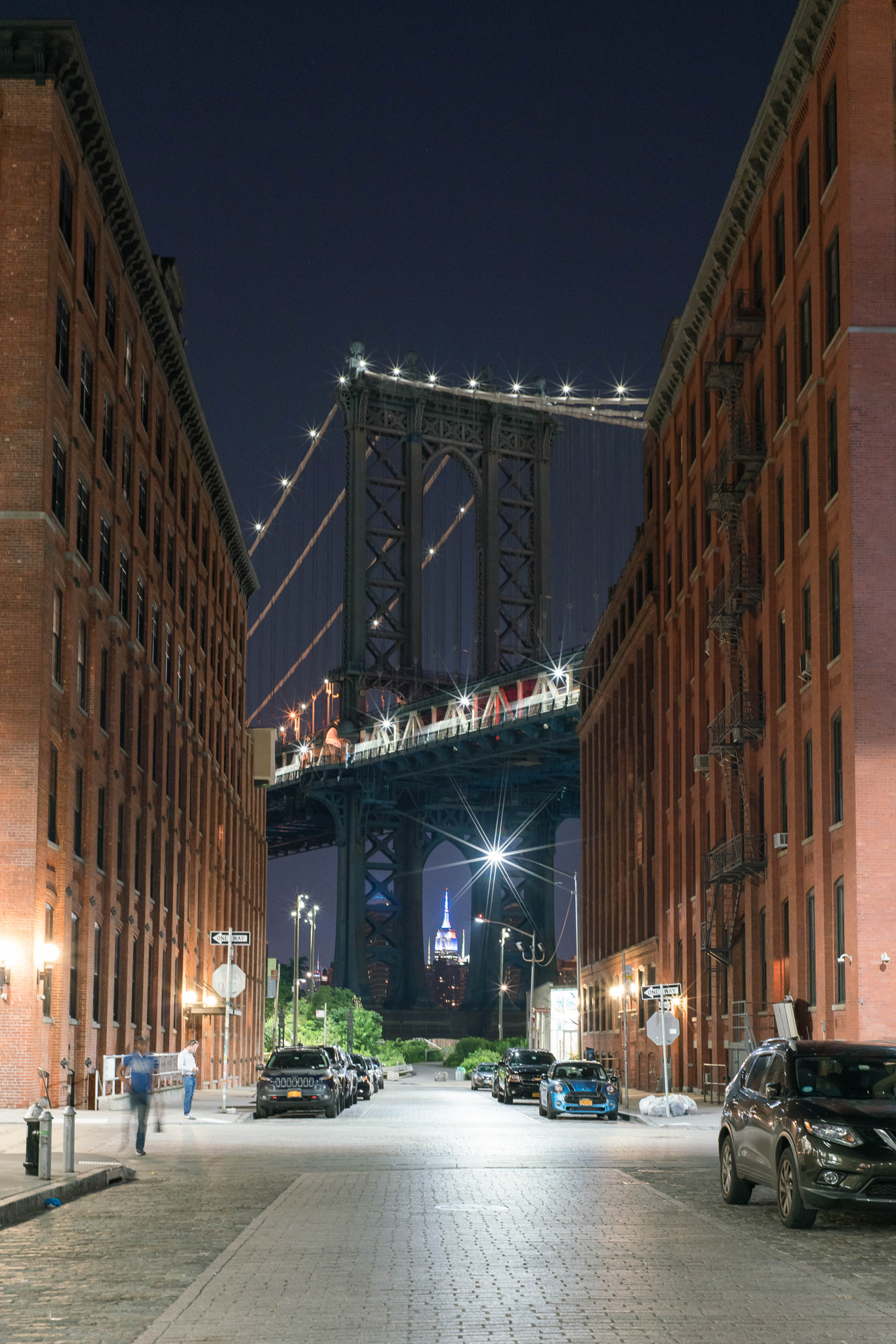E 35mm F2 sample photo. Dumbo at night photography