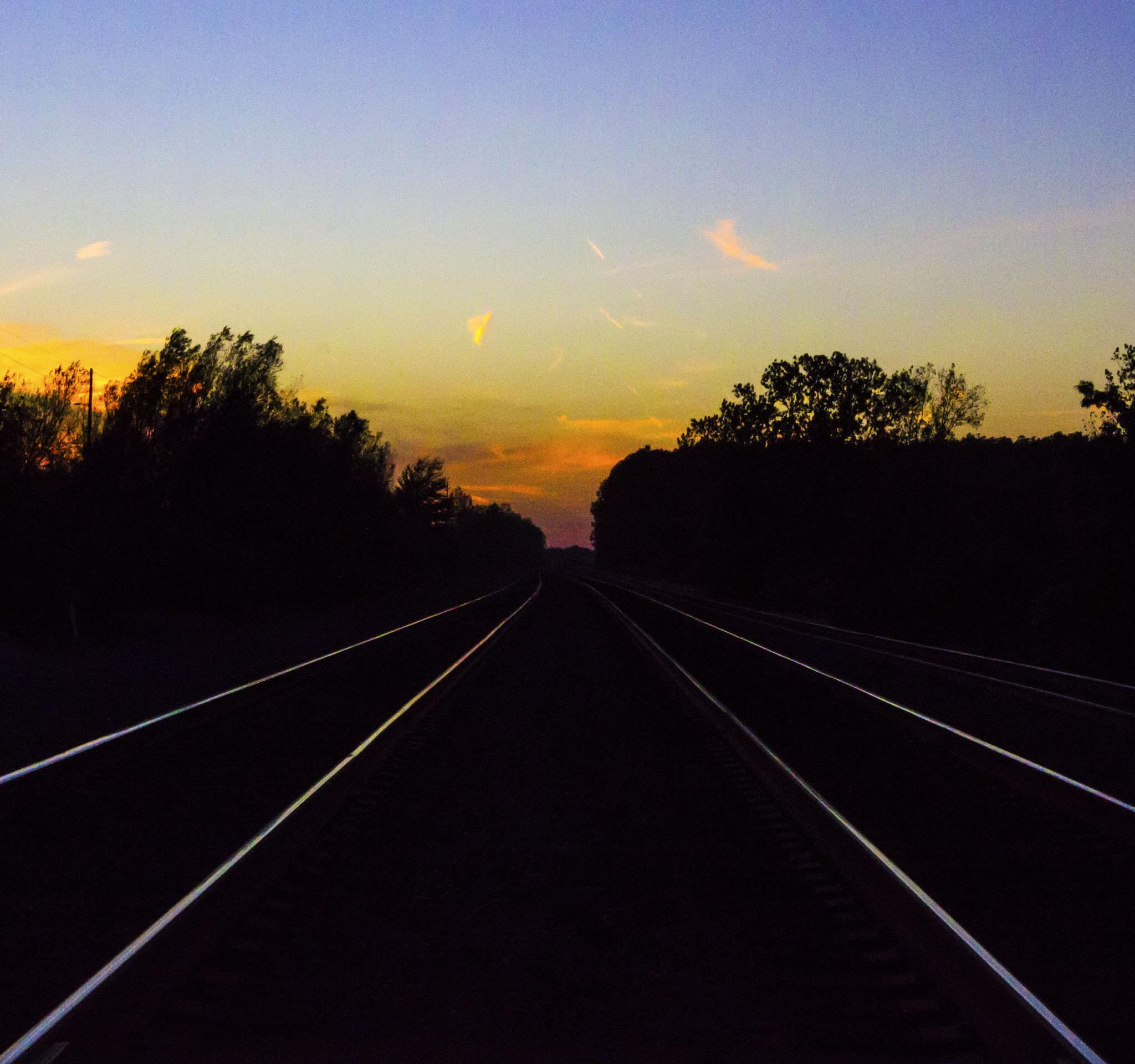 Canon EOS 650D (EOS Rebel T4i / EOS Kiss X6i) sample photo. Train to the sunset photography
