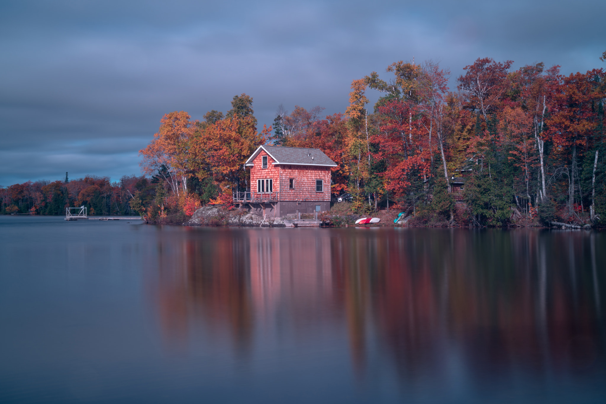 Sony a7R II + Canon 50mm F1.4 DG HSM | Art 014 sample photo. Lake side house photography