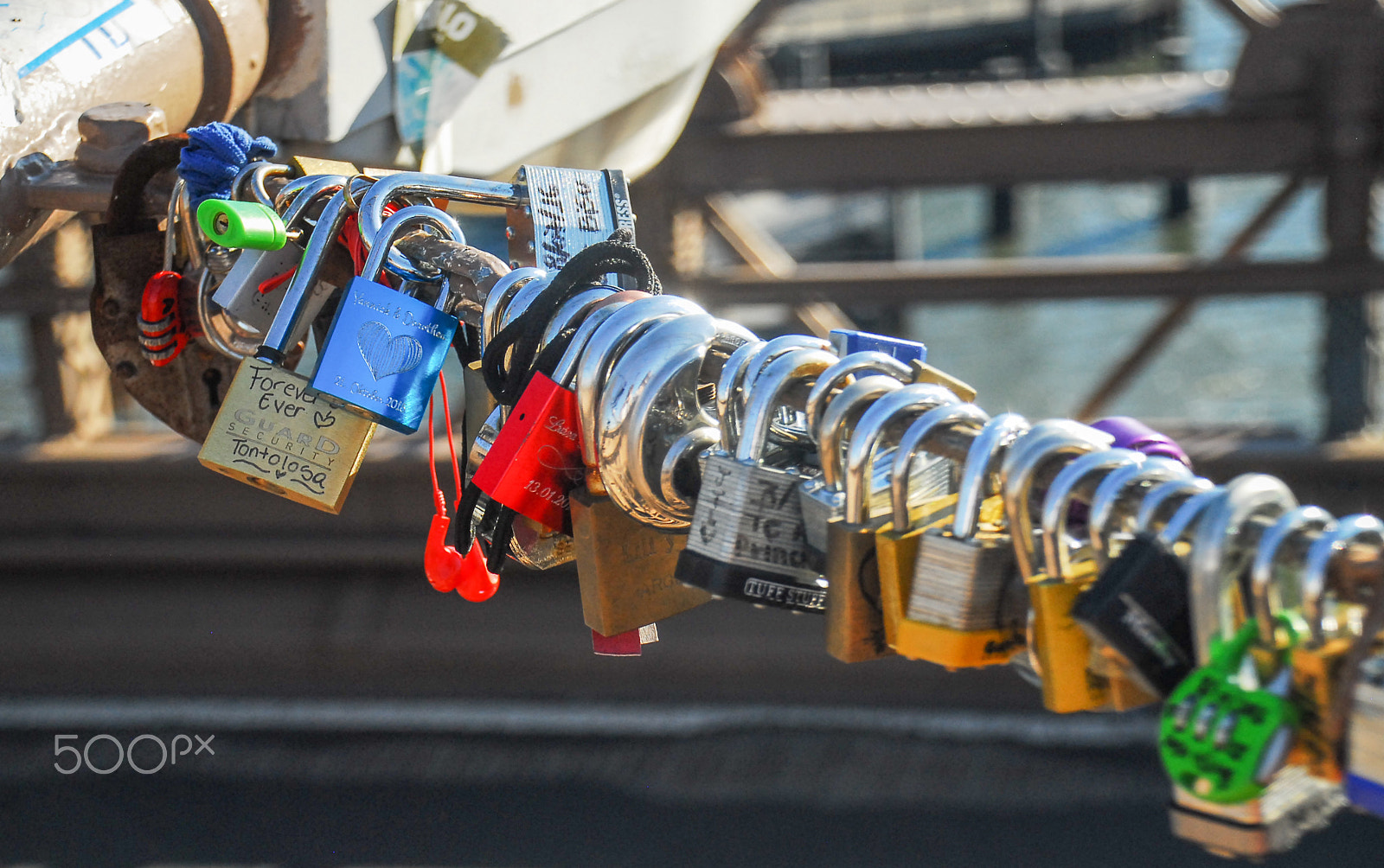 Nikon D200 sample photo. Love locked photography