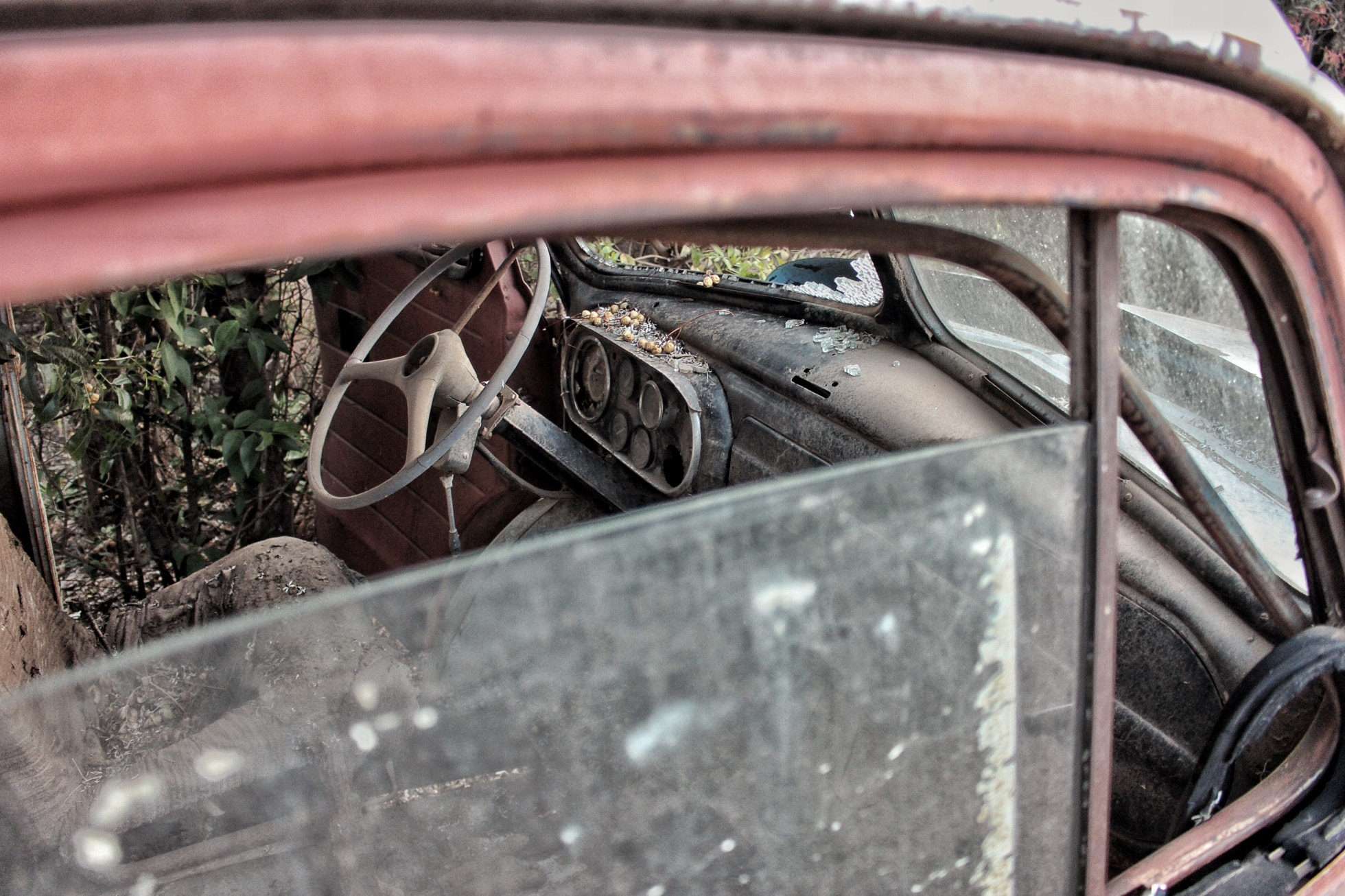 Canon EOS 1200D (EOS Rebel T5 / EOS Kiss X70 / EOS Hi) sample photo. Old truck photography