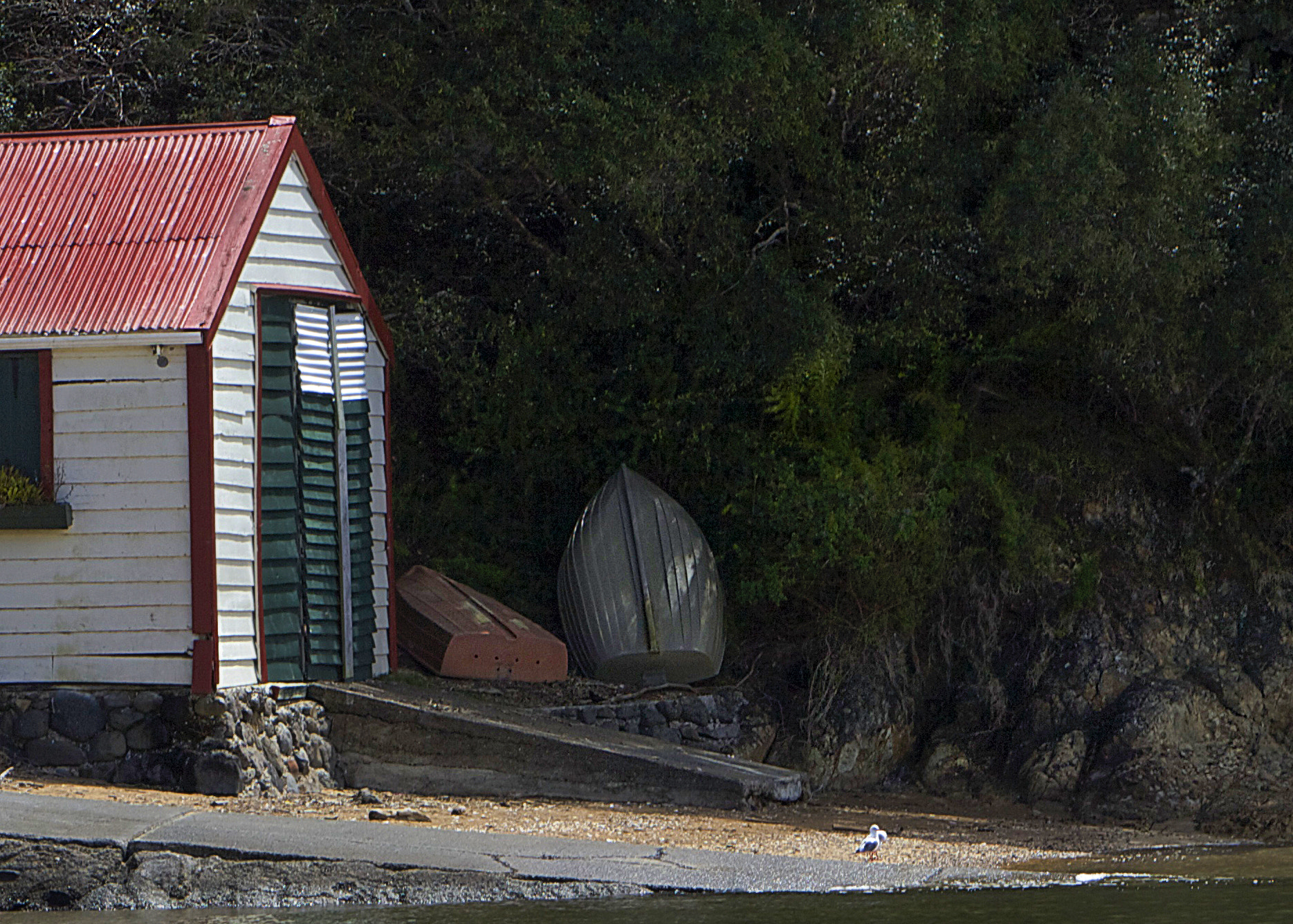 Canon EF 70-200mm F2.8L IS USM sample photo. Boat house photography