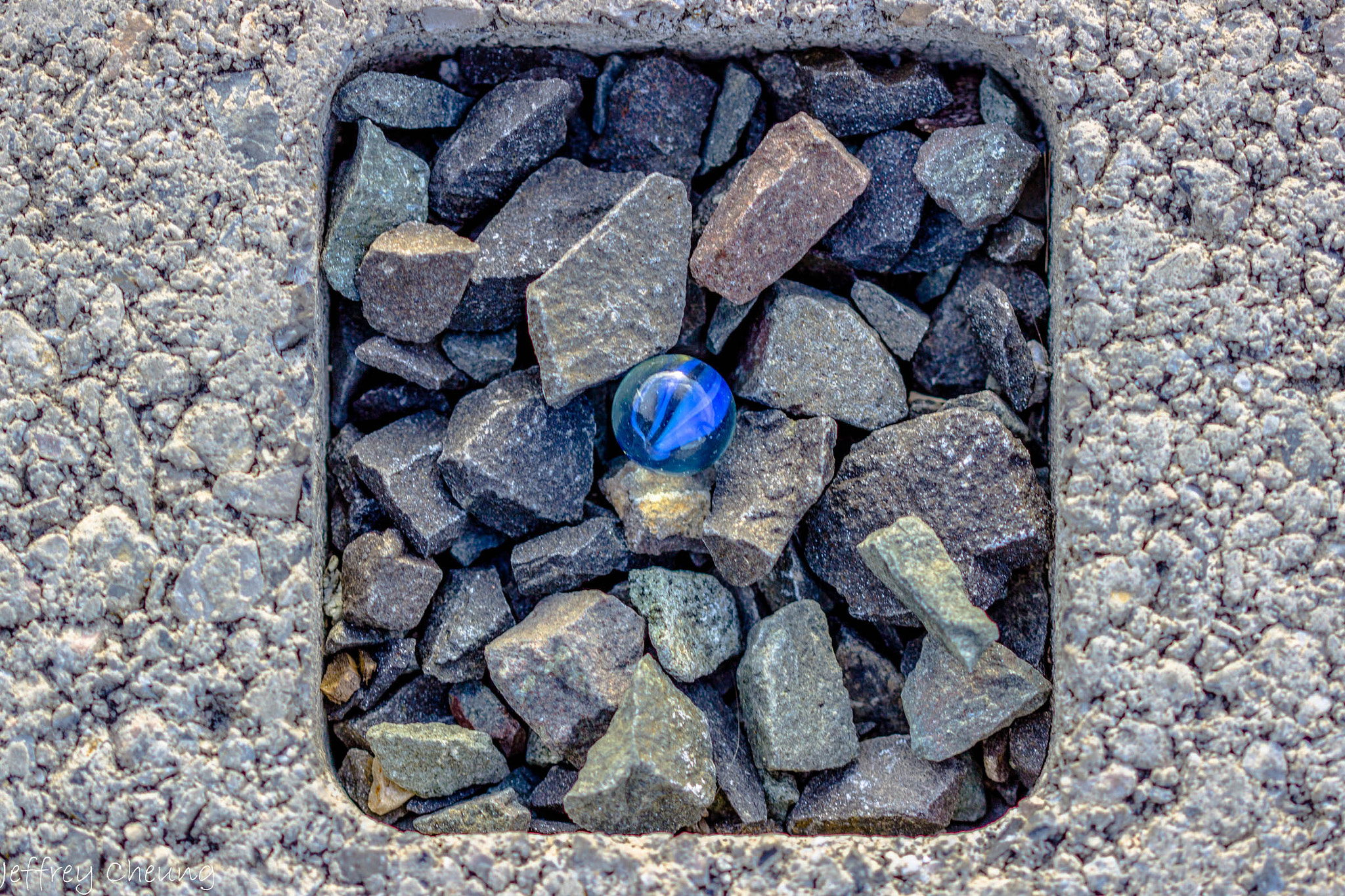 Canon EF 100mm F2.8 Macro USM sample photo. A gem in the rocks photography