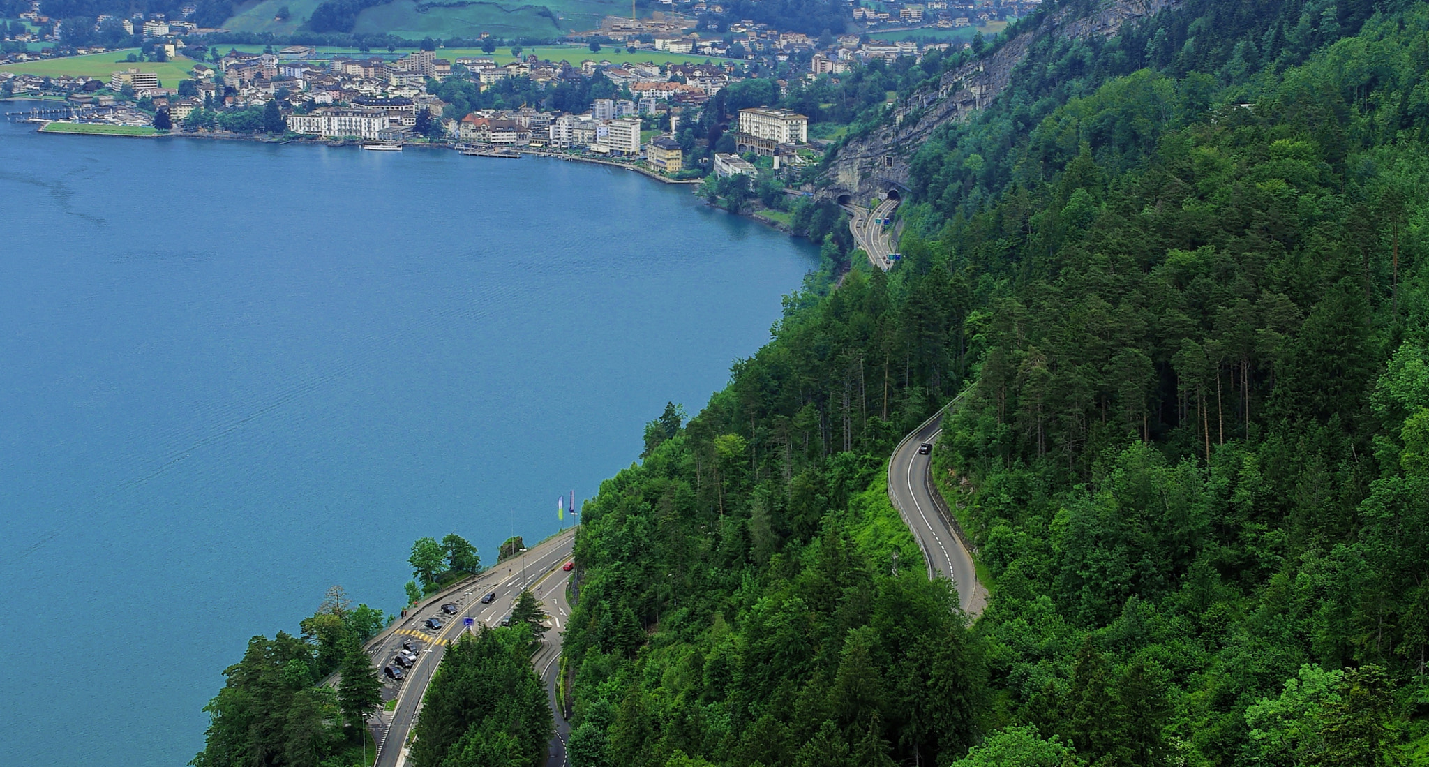 Pentax smc DA 18-55mm F3.5-5.6 ED AL II (IF) sample photo. Morschach, switzerland photography