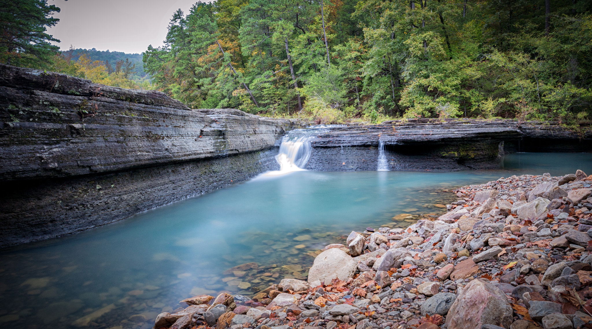 Sigma 24mm F1.4 DG HSM Art sample photo. Ancient white noise machine photography
