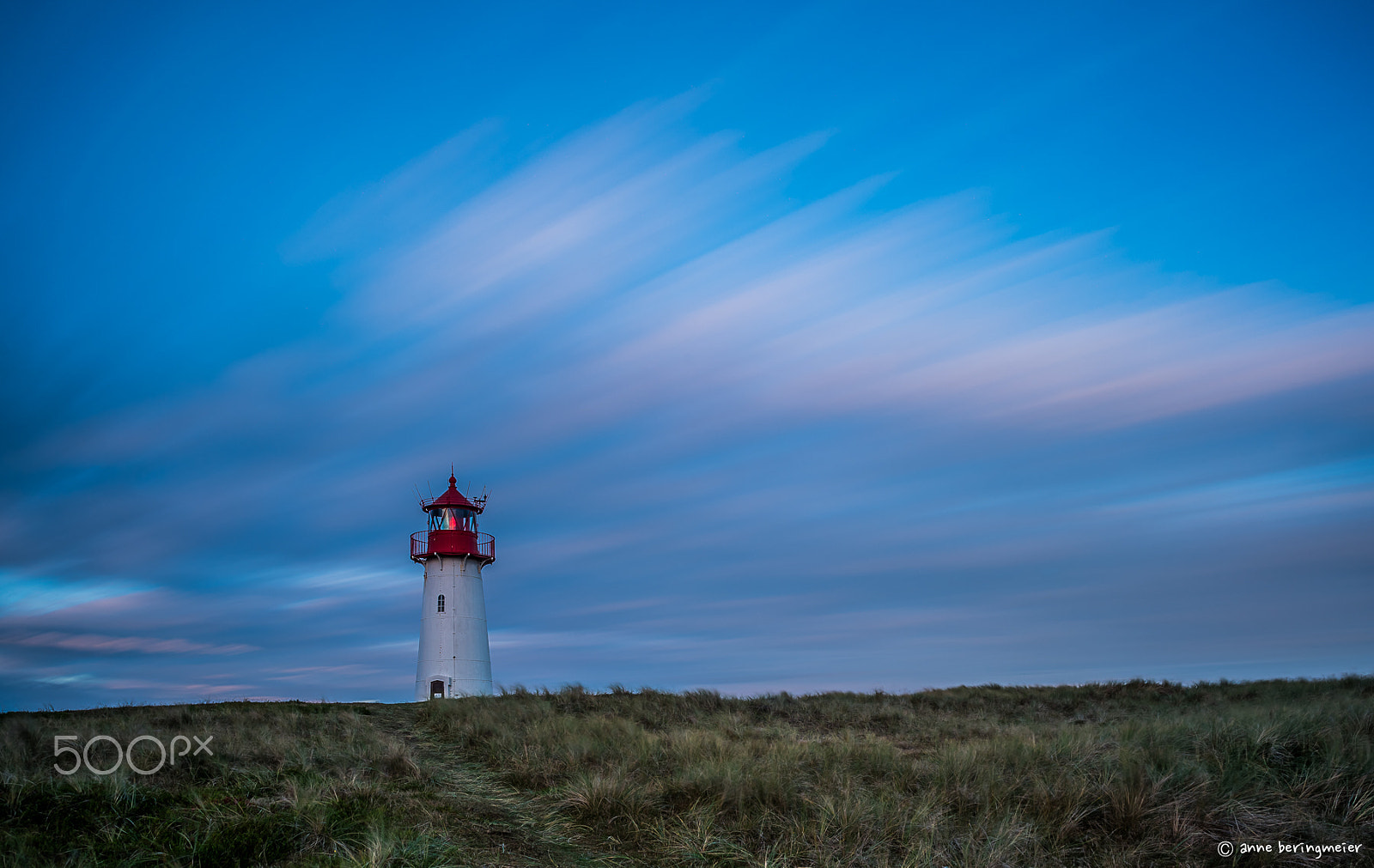 Nikon D750 + Nikon AF-S Nikkor 24mm F1.4G ED sample photo. Sehnsucht_leuchtturm list west, sylt photography
