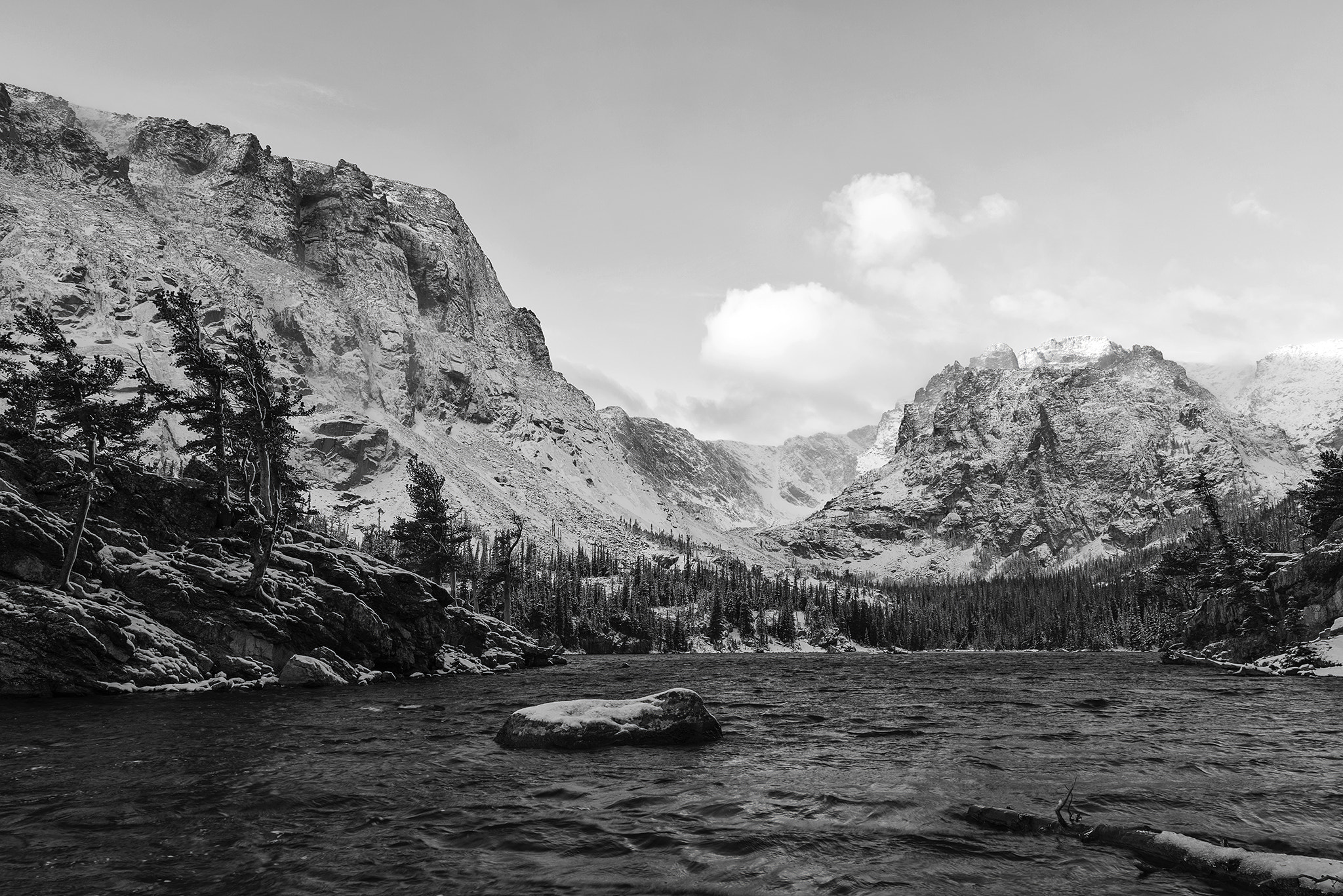 Sony a7R + ZEISS Batis 25mm F2 sample photo. Loch view photography