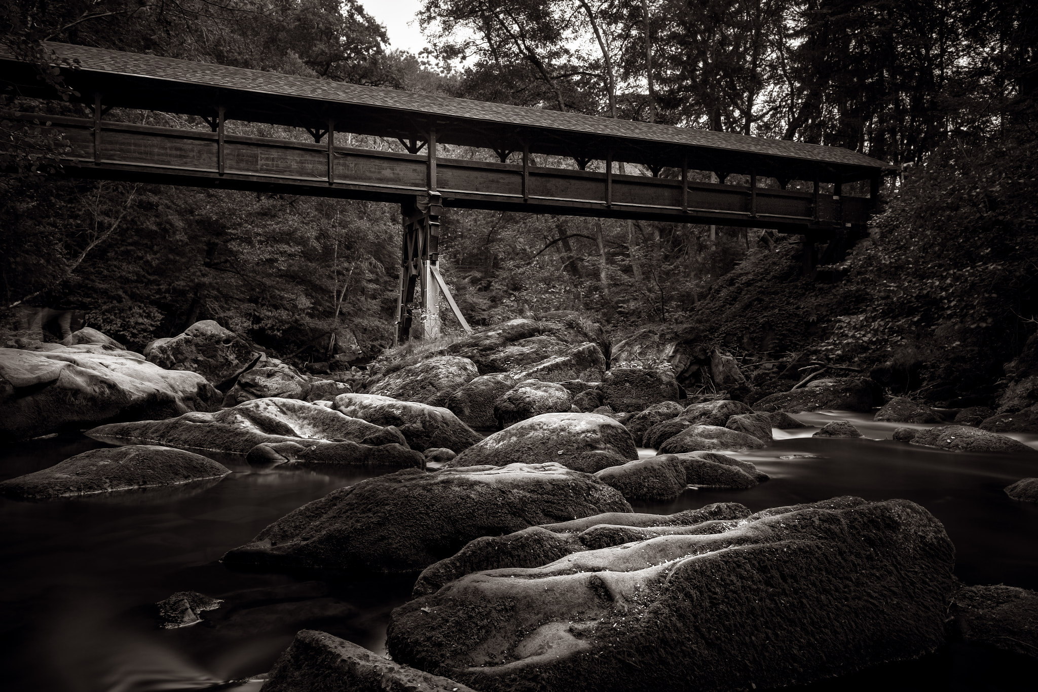 Canon EF 16-35mm F4L IS USM sample photo. Irrel waterfall bridge photography
