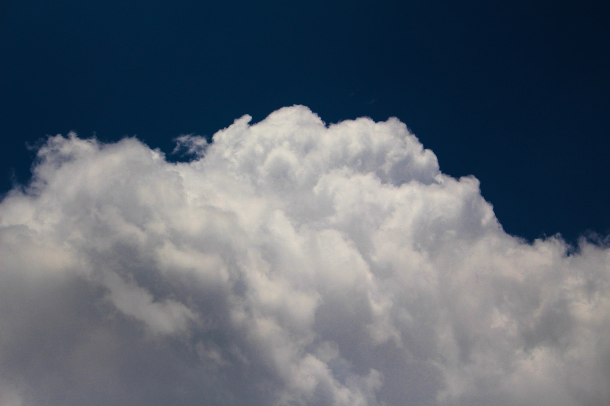 Canon EOS 700D (EOS Rebel T5i / EOS Kiss X7i) sample photo. The cloud of summer photography