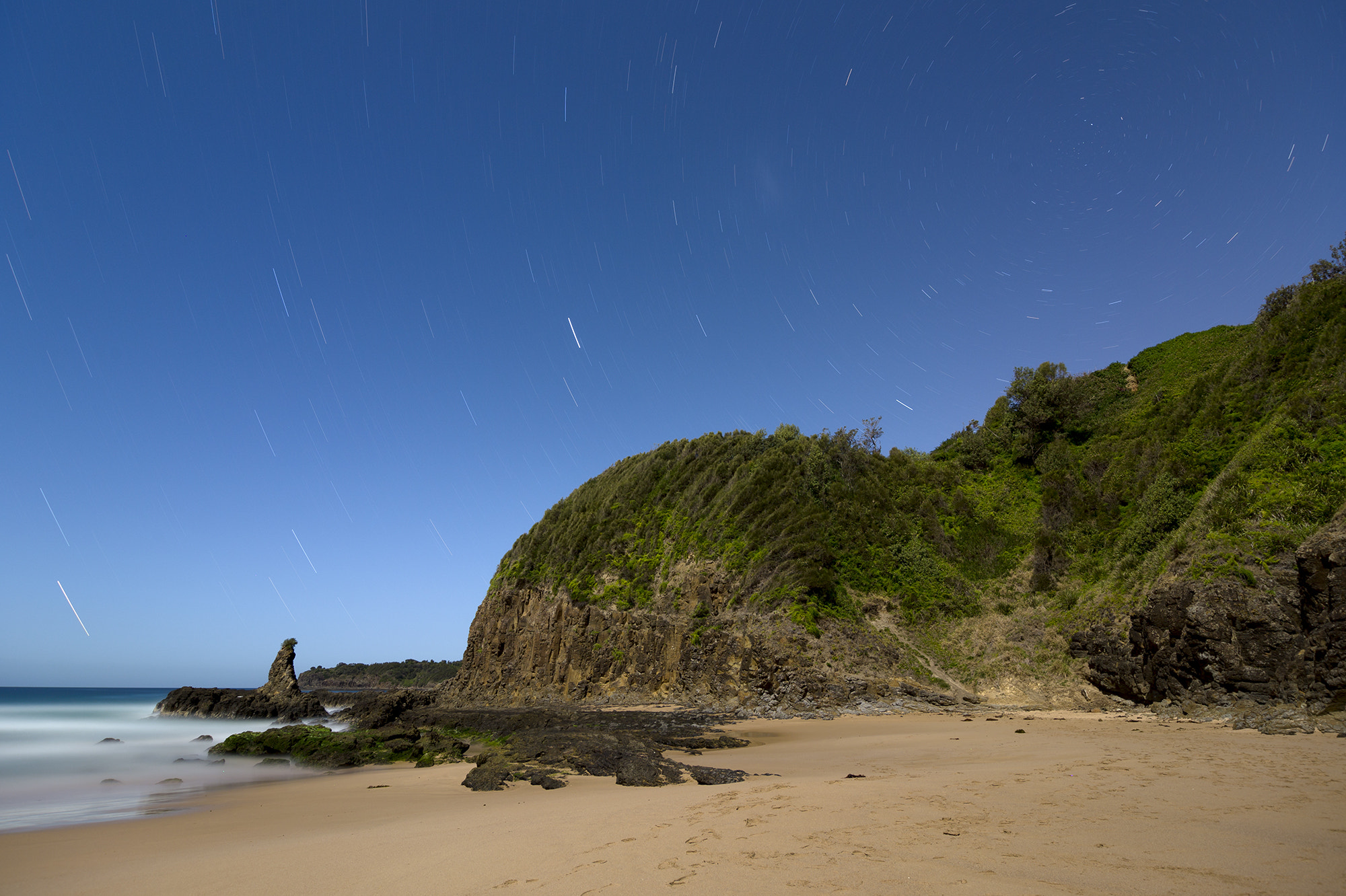 Tokina AT-X Pro 12-24mm F4 (IF) DX sample photo. 15 mins star trails photography