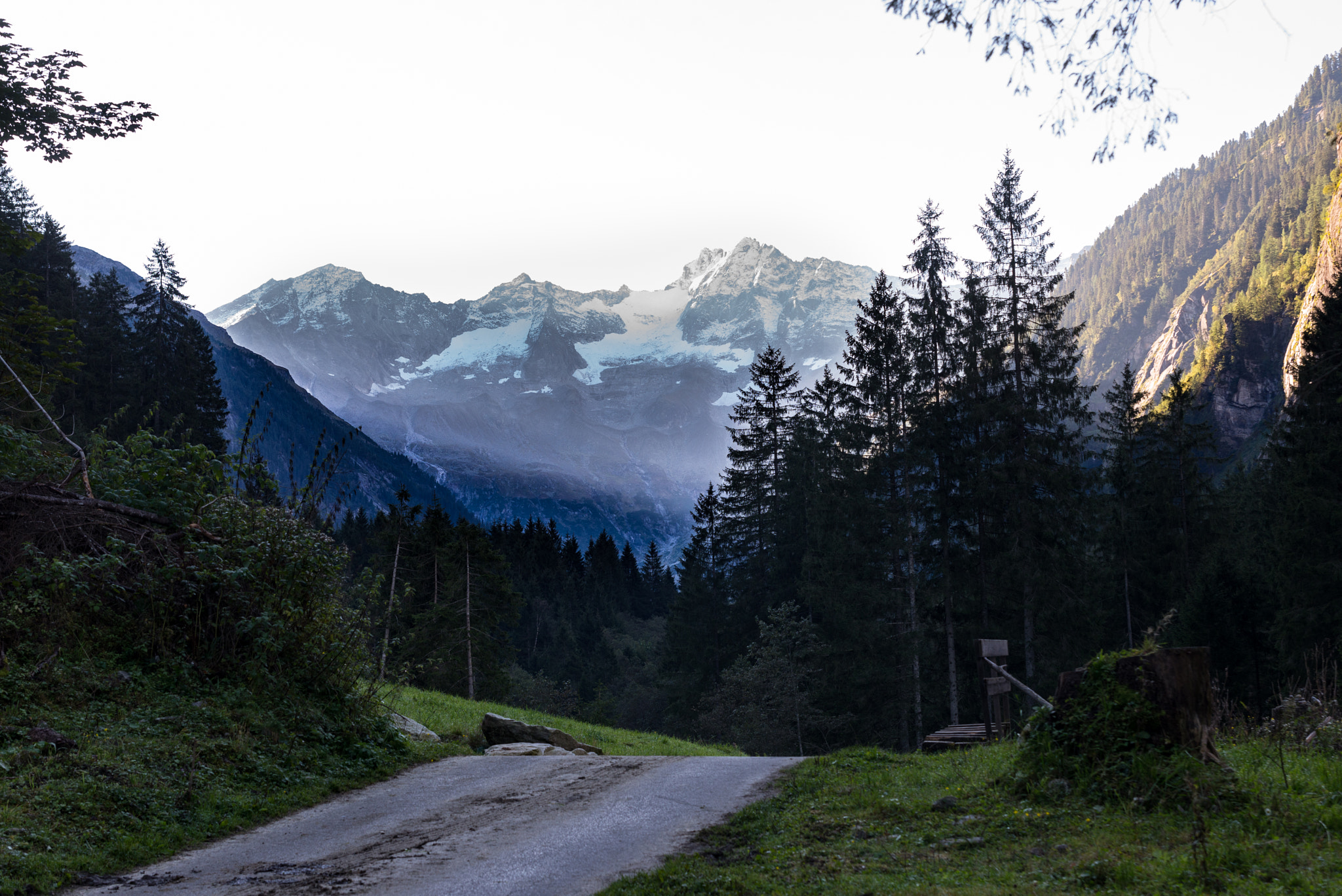 Sigma 70-200mm F2.8 EX DG Macro HSM II sample photo. Zillertal photography