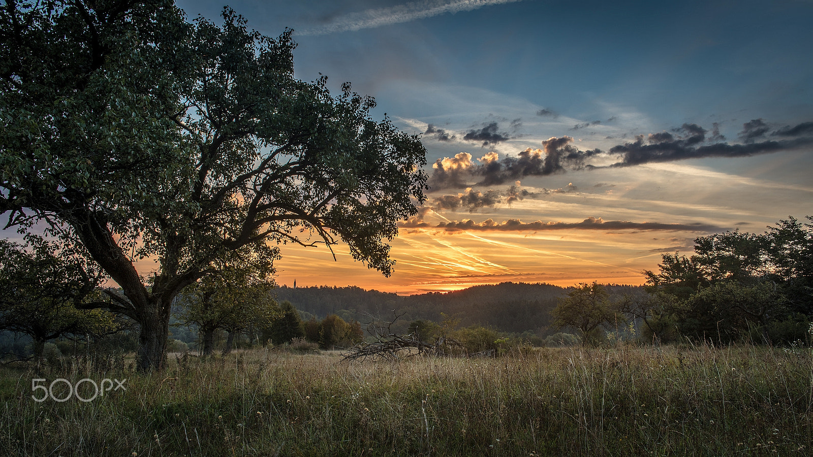 Canon EF 24mm F2.8 IS USM sample photo. Burning heaven photography