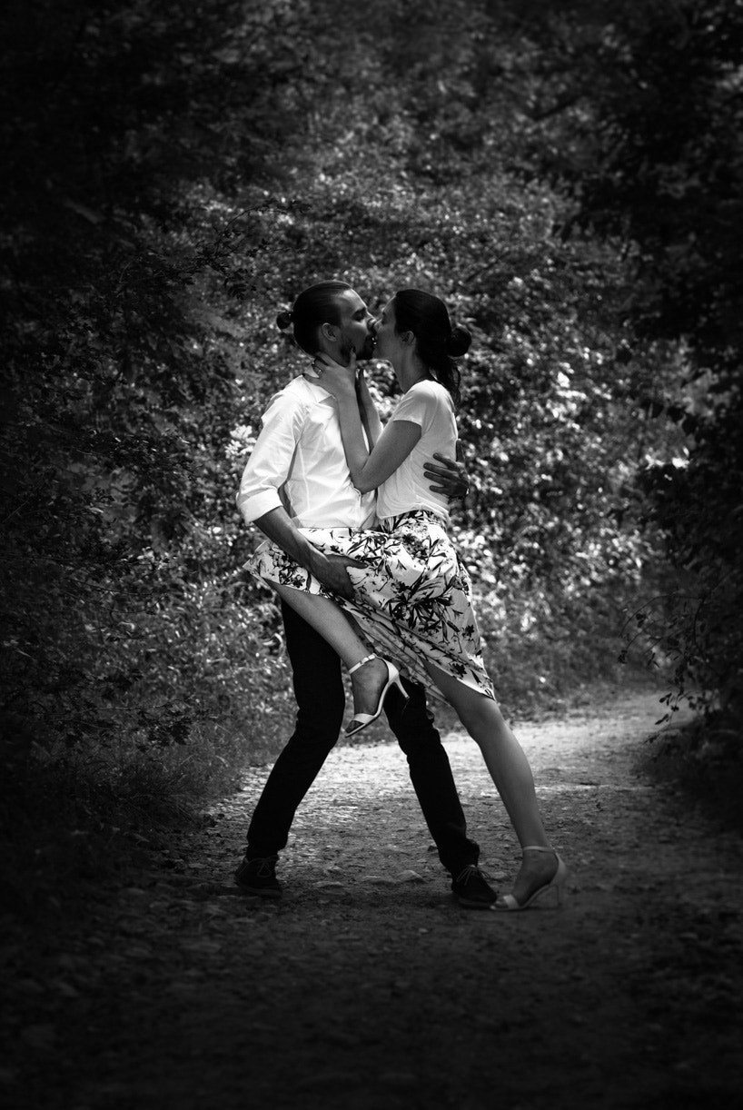Nikon D60 sample photo. Romance photography