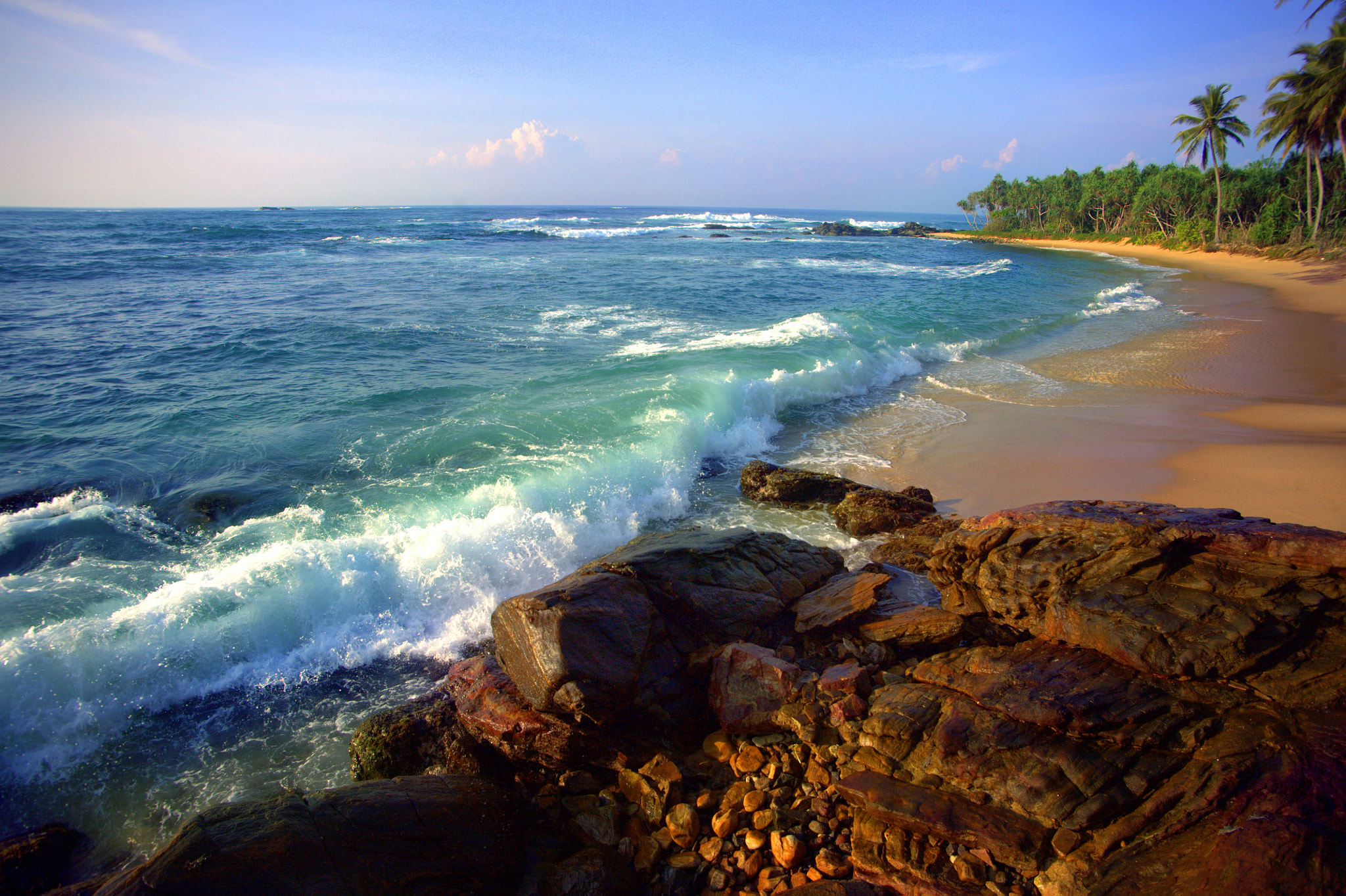 Canon EOS 5D + Tamron AF 19-35mm f/3.5-4.5 sample photo. Nice beach unakuruva in sri-lanka photography