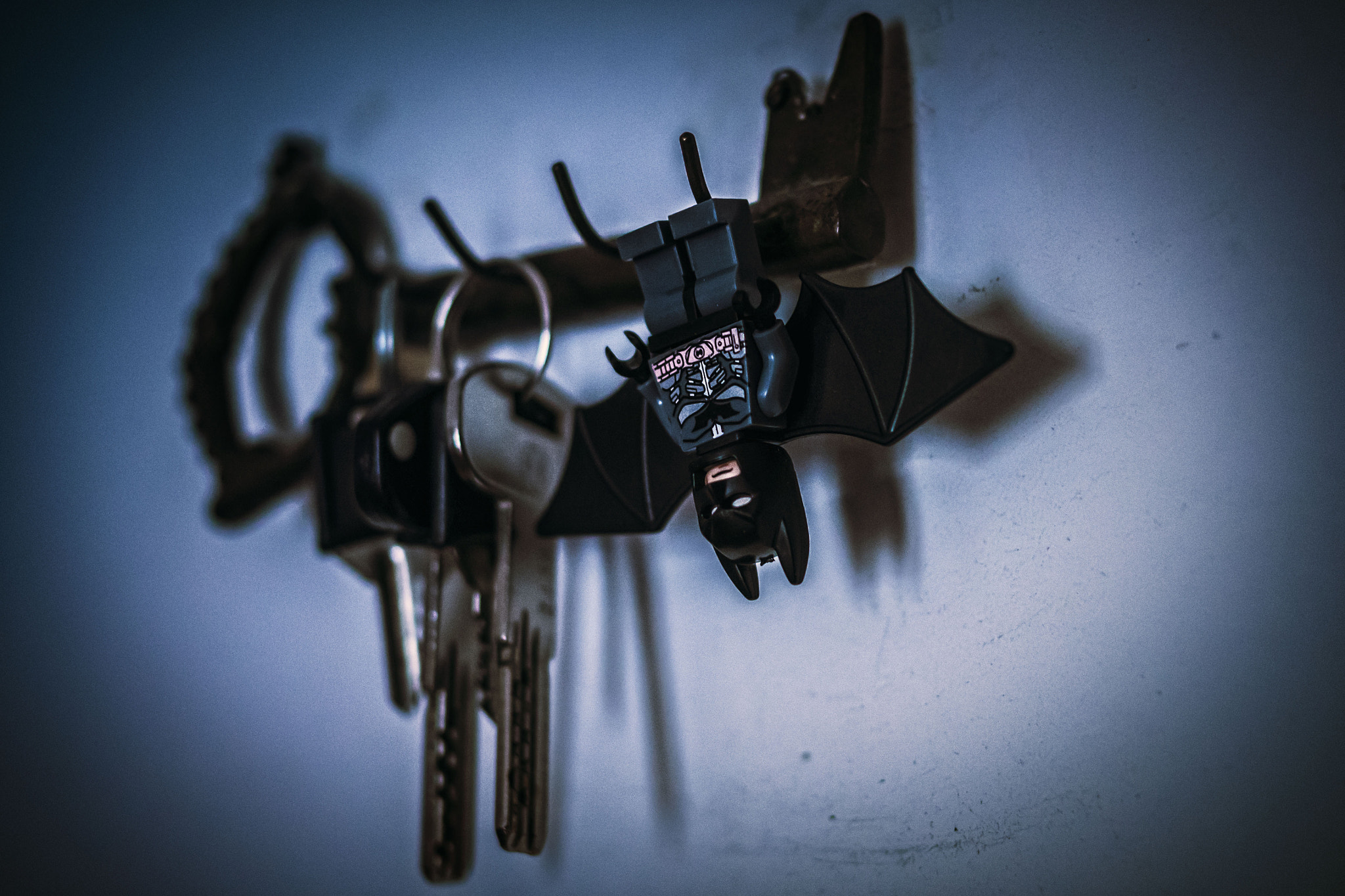 Pentax smc DA 35mm F2.4 AL sample photo. Batman dorme photography