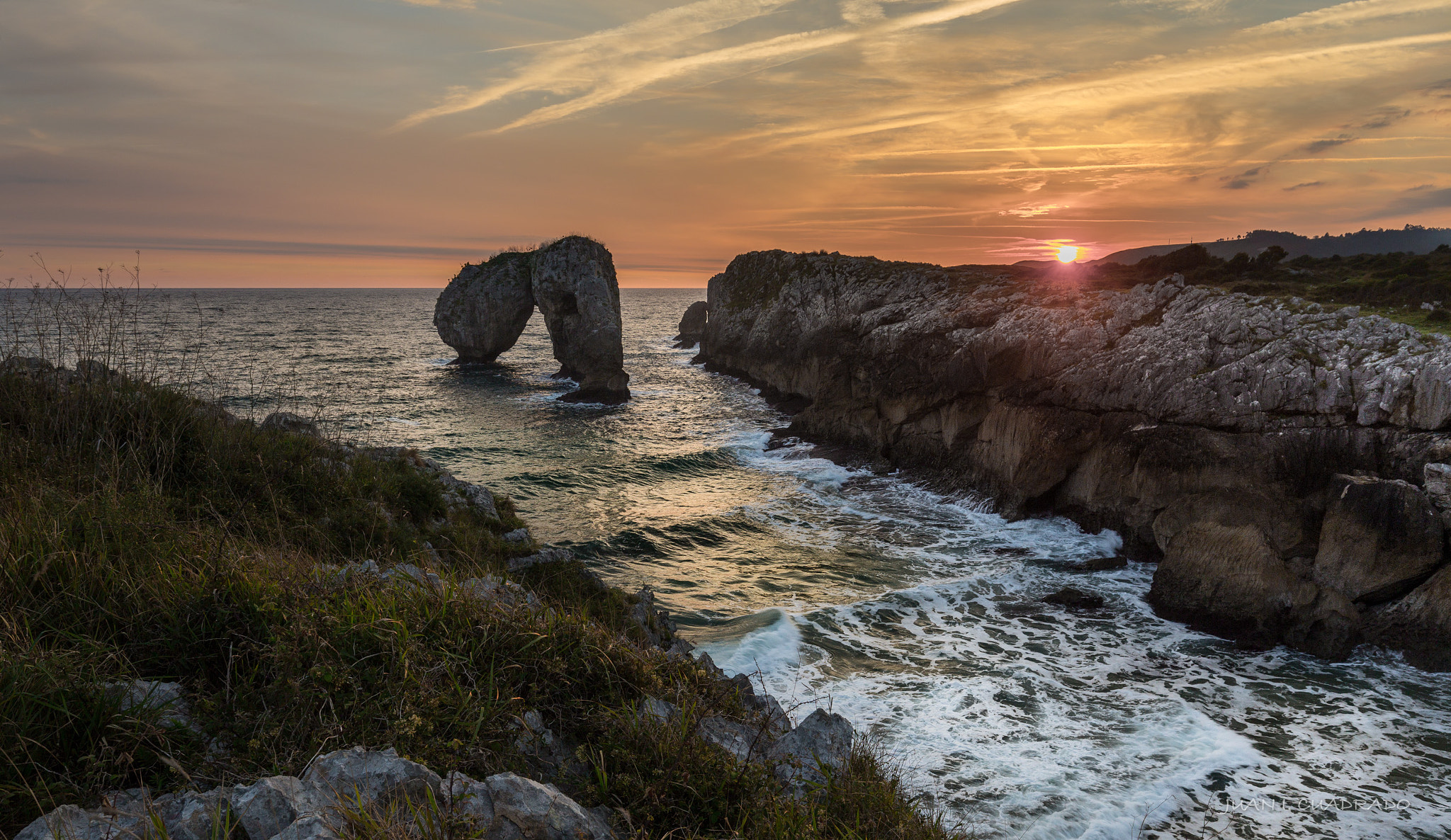 Canon EOS 6D + Canon EF 16-35mm F4L IS USM sample photo. 07:40 a.m. photography