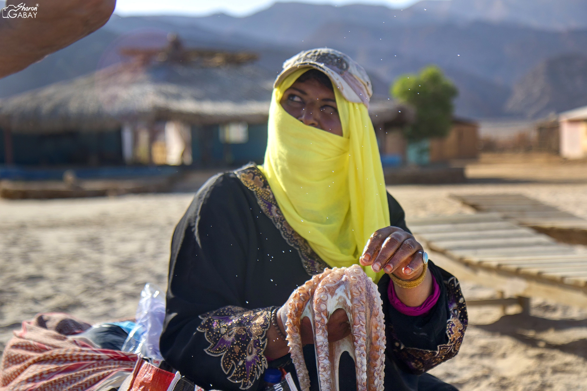 Canon EOS 7D Mark II sample photo. Fishing women in sinai photography