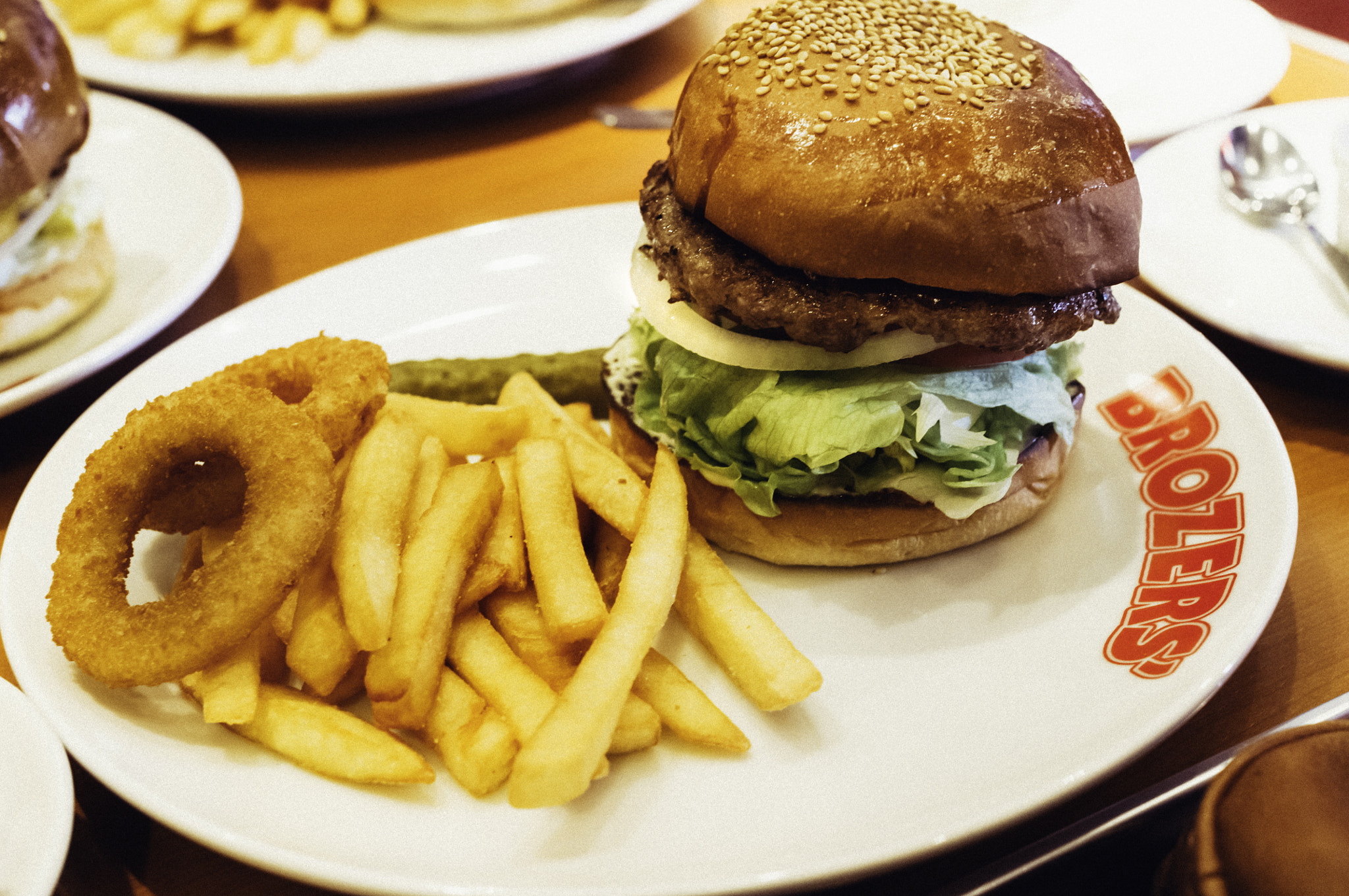 Ricoh GXR A12 sample photo. Hamburger, tokyo photography