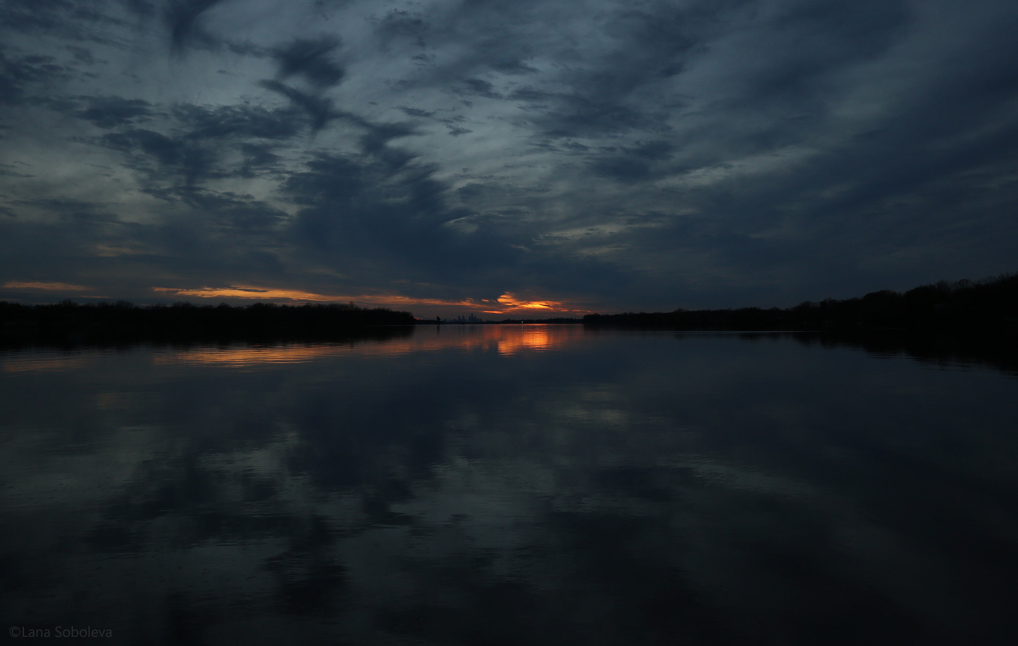 Canon EOS-1D X + Canon EF 16-35mm F4L IS USM sample photo. Remains of the day photography