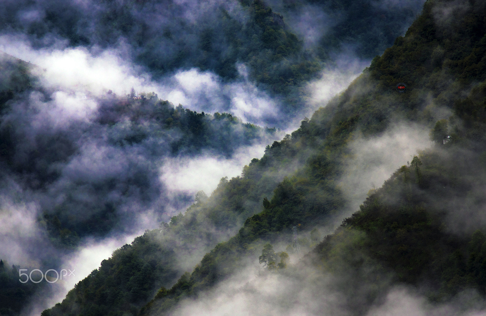smc PENTAX-FA 100-300mm F4.7-5.8 sample photo. Clouds and forests. photography