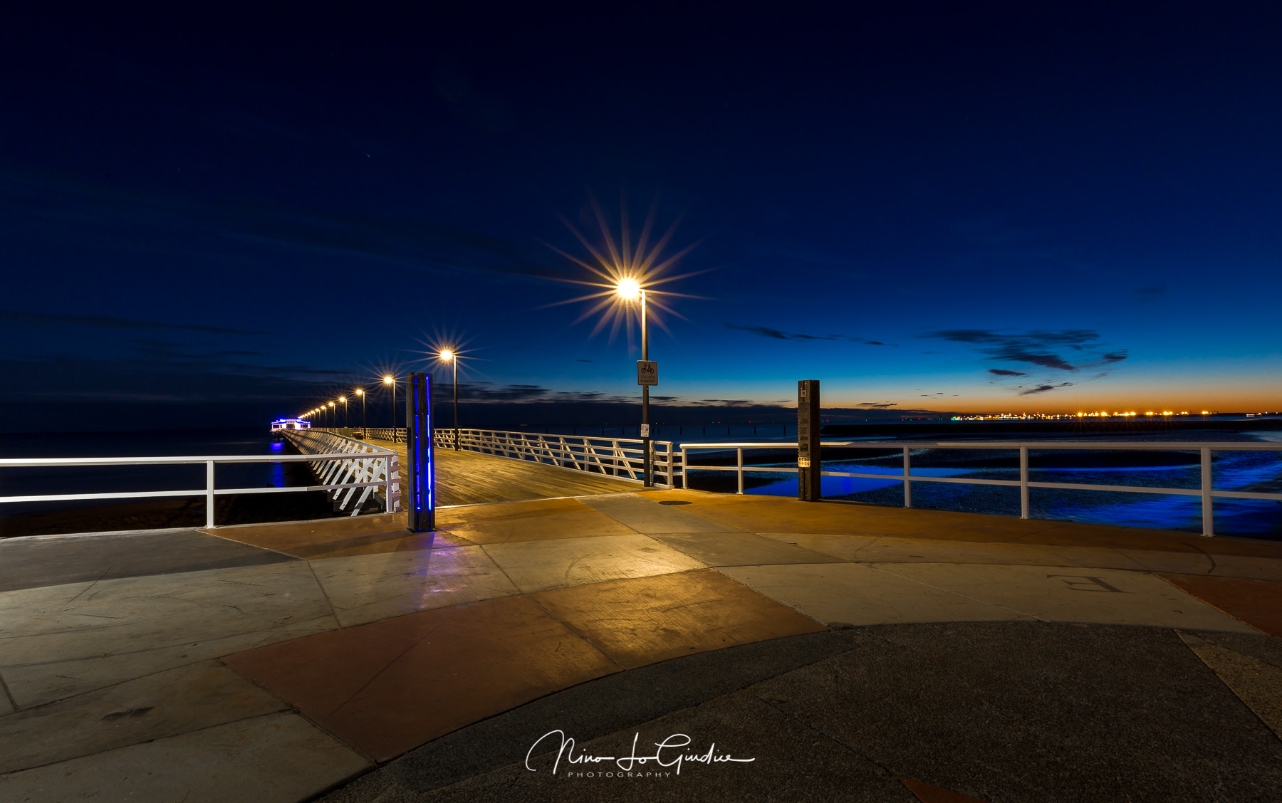 Canon EOS 6D + Canon EF 16-35mm F4L IS USM sample photo. The jetty photography