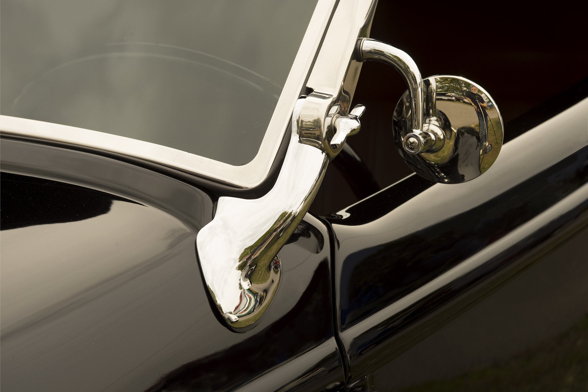 ZEISS Makro-Planar T* 100mm F2 sample photo. Classic hot rod photography