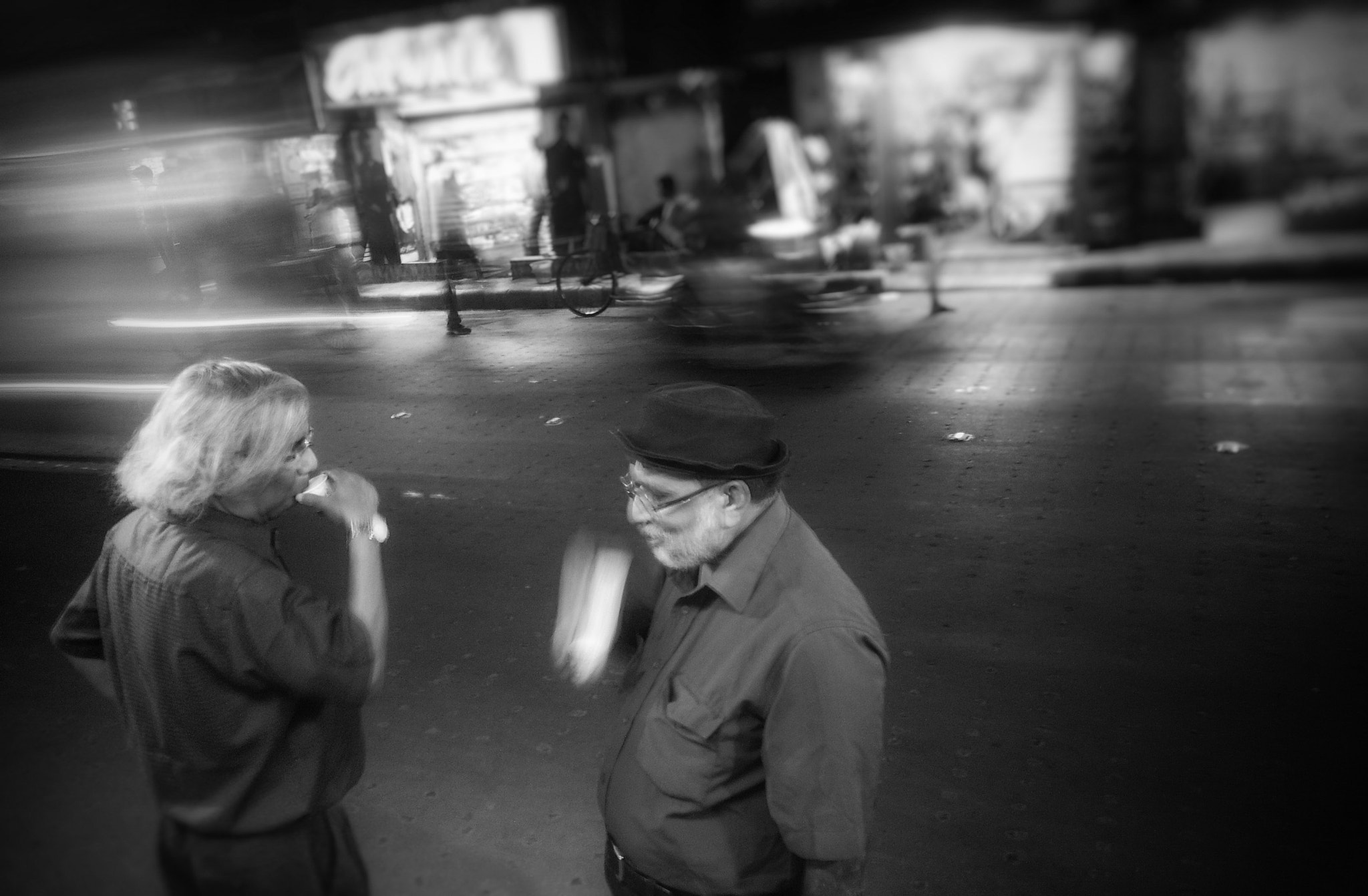 vivo Y51L sample photo. “there is one thing the photograph must contain, the humanity of the moment.”
— robert frank
  photography