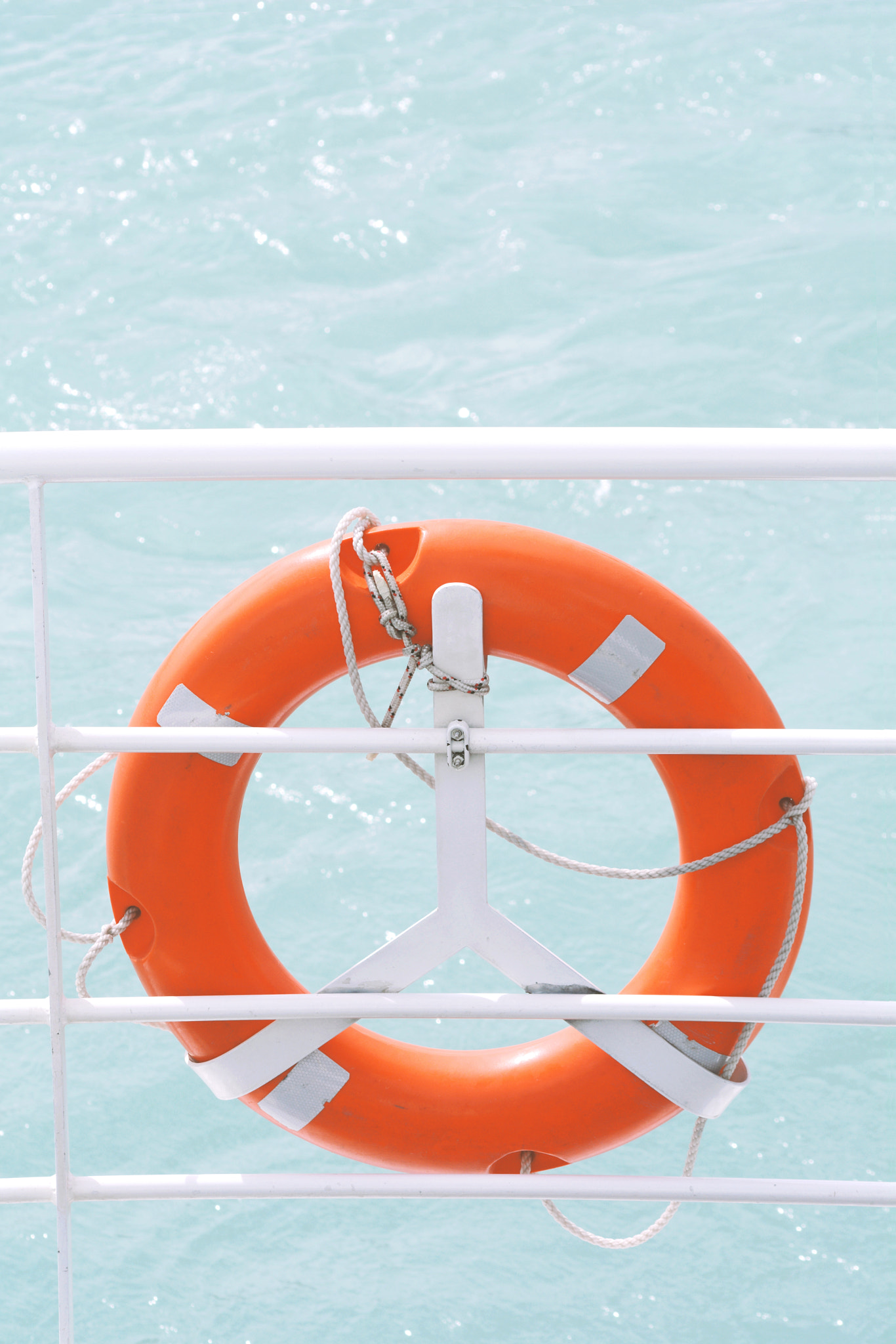 Nikon D7100 + AF Nikkor 70-210mm f/4-5.6 sample photo. Life guard on a ship photography