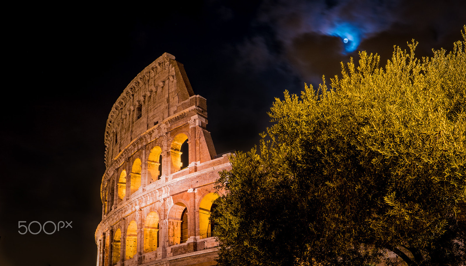 Samsung NX500 sample photo. Colosseum photography
