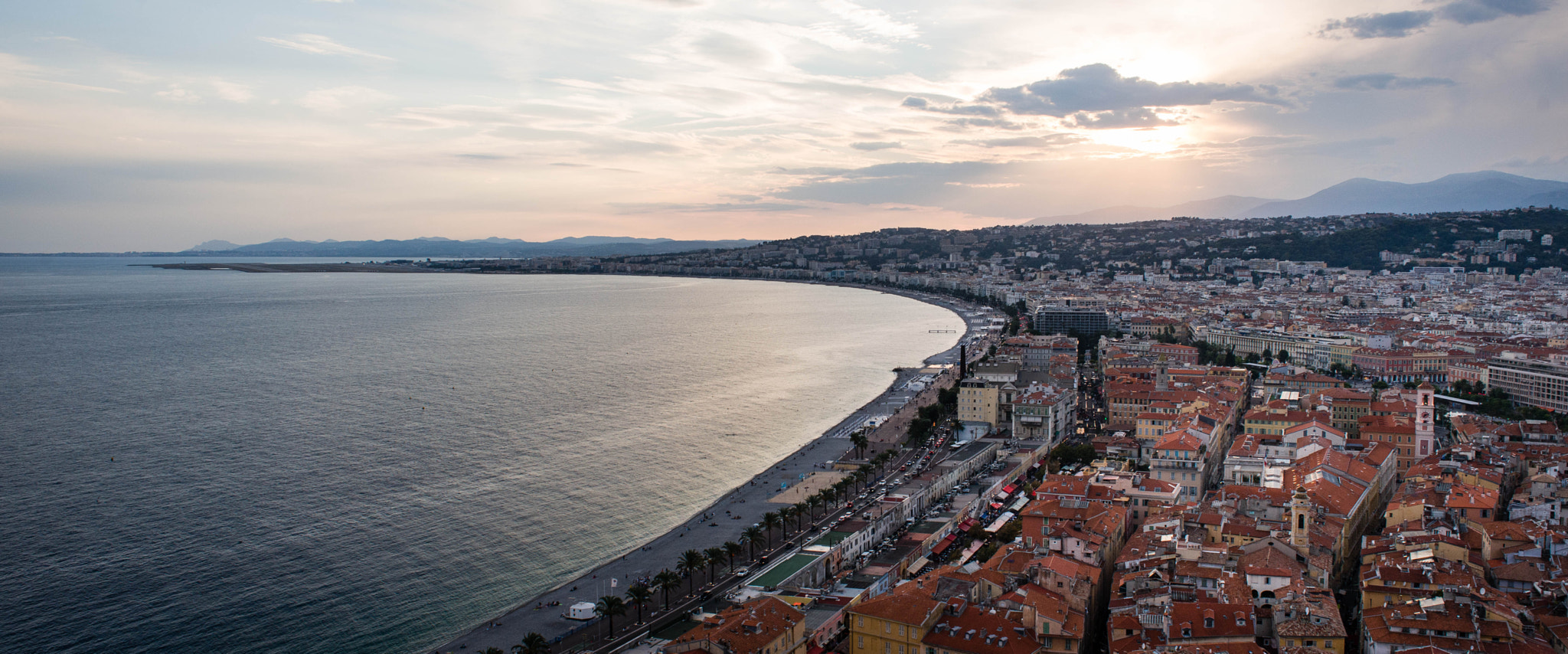 Nikon D800 + Nikon AF Nikkor 24mm F2.8D sample photo. Sunset in nice photography