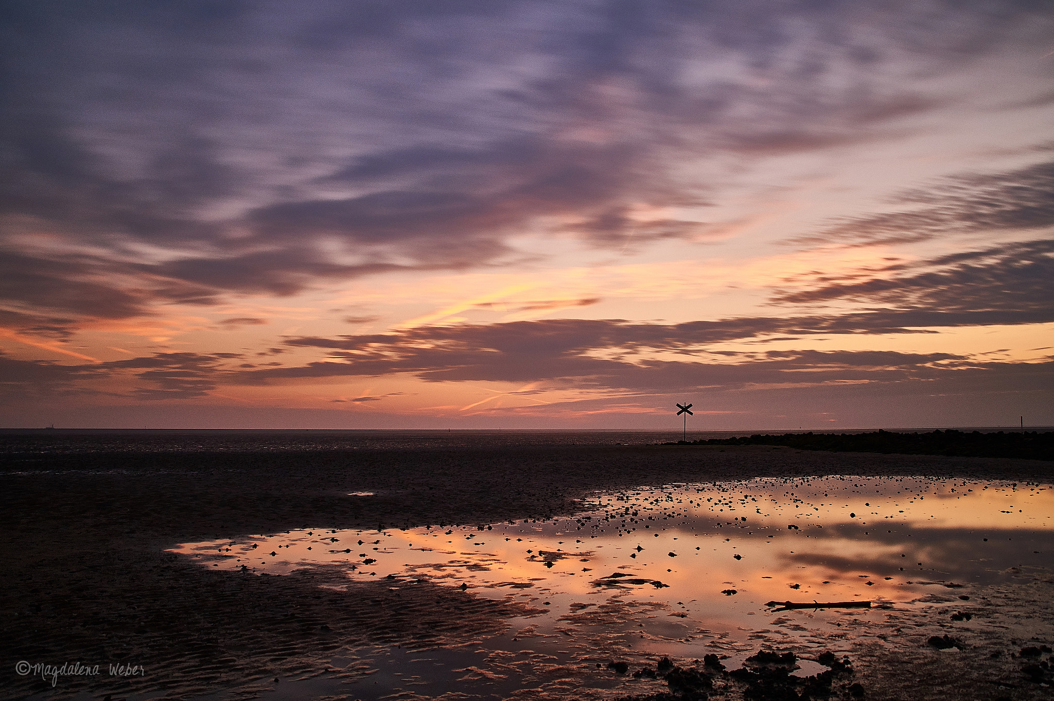 Sony SLT-A58 + Sony DT 18-200mm F3.5-6.3 sample photo. Northsea sunset photography