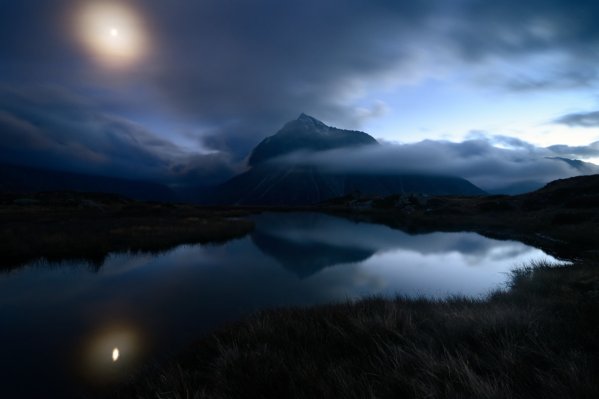 Nikon D800 sample photo. Autumn twilight photography