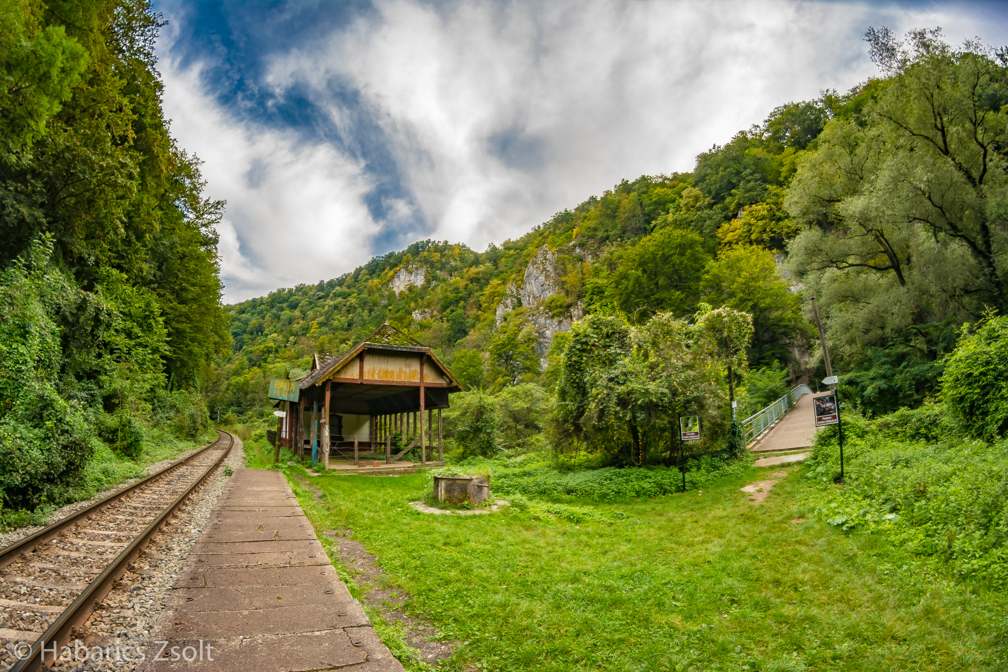 Nikon D5200 + Samyang 8mm F3.5 Aspherical IF MC Fisheye sample photo. Old station photography