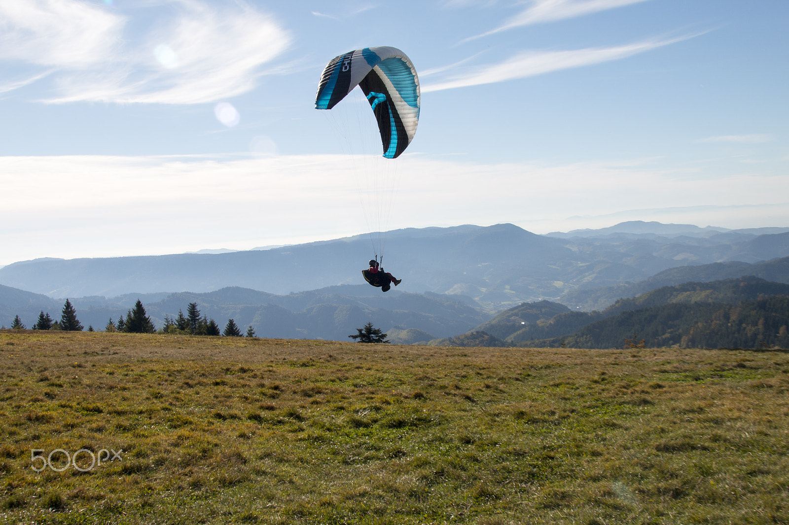 Sigma 18-200mm f/3.5-6.3 DC OS sample photo. Paragliding photography