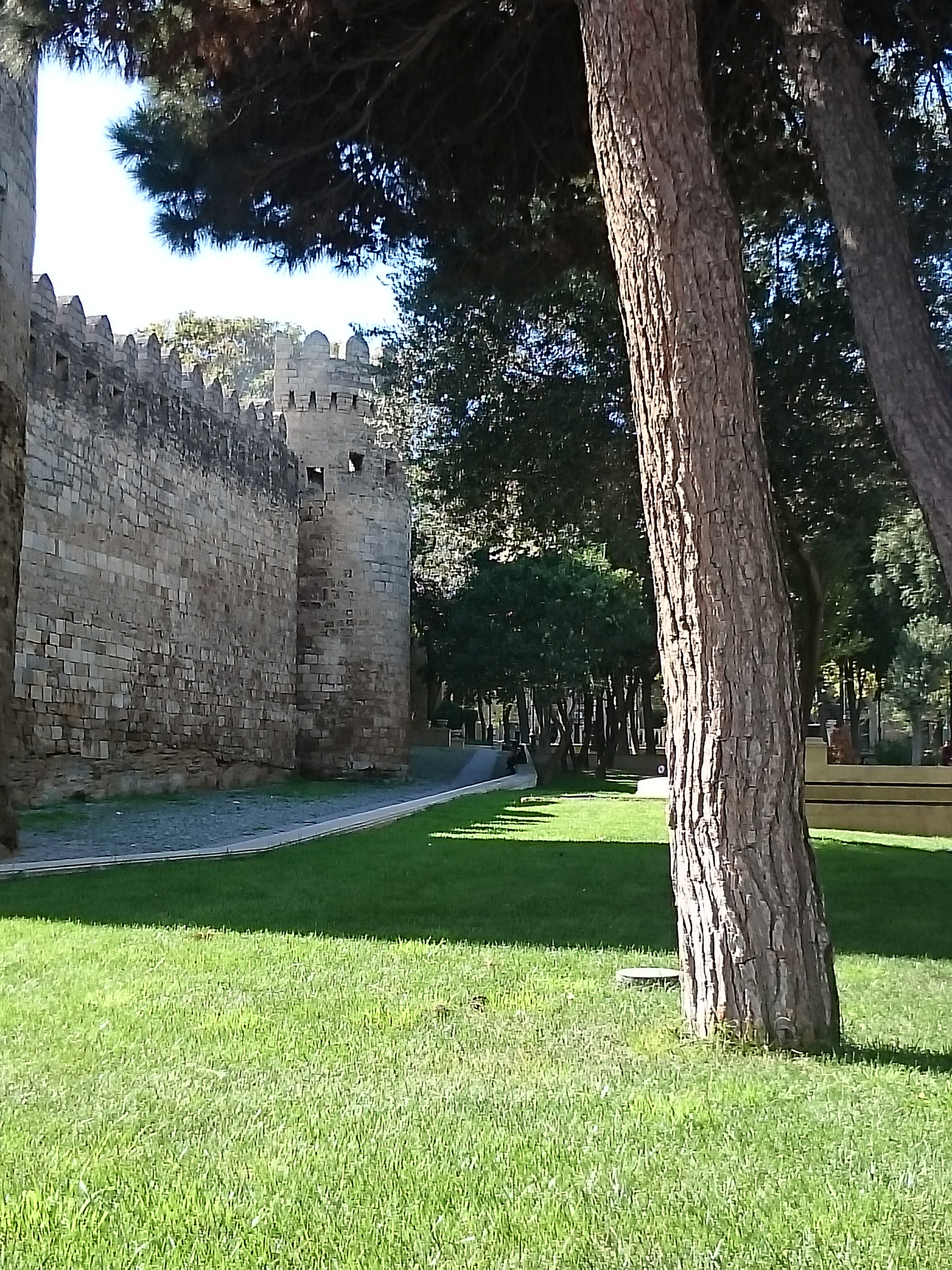 Sony Xperia Z Ultra sample photo. Old sity photography