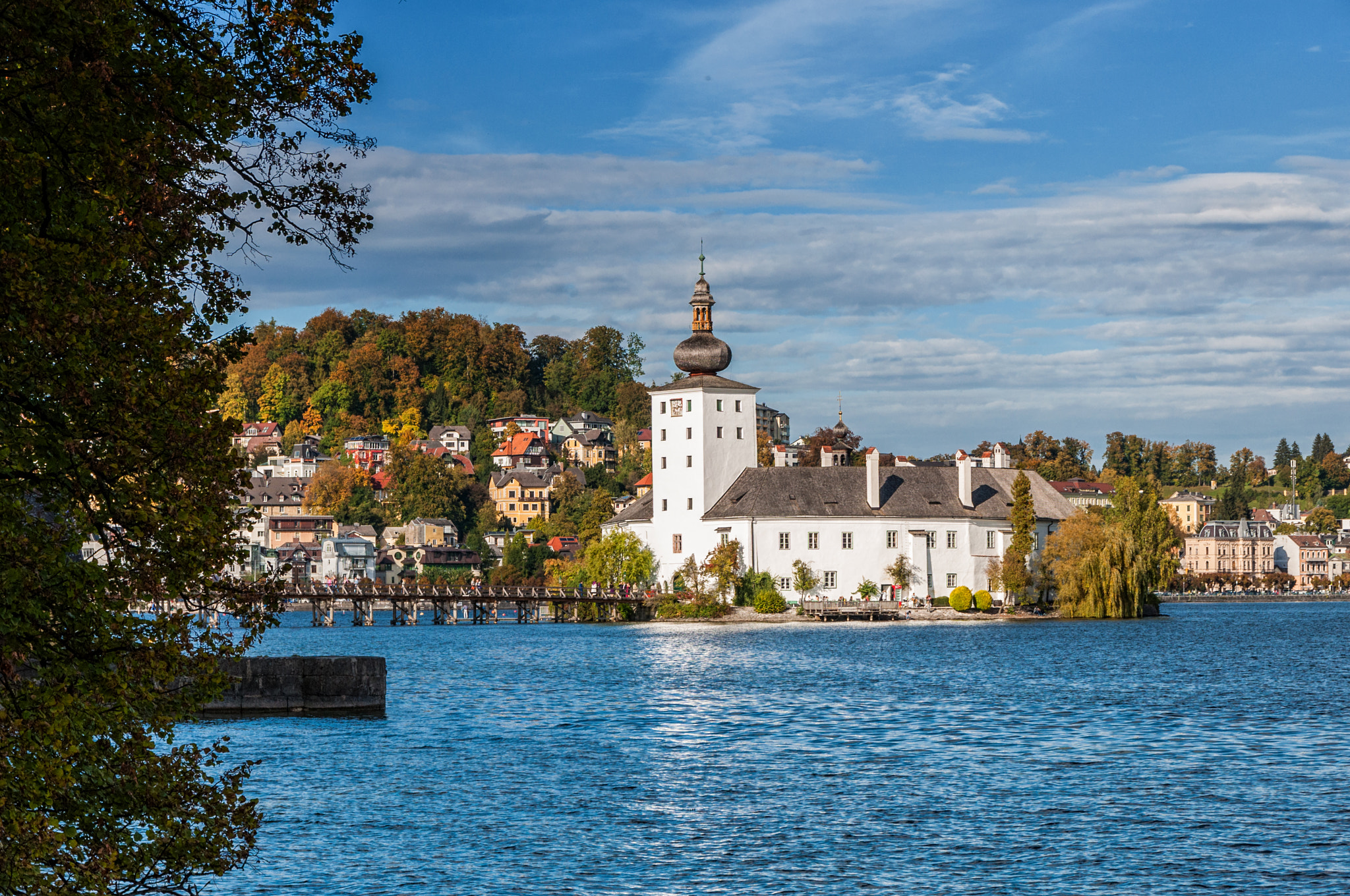 Sigma 17-70mm F2.8-4 DC Macro OS HSM | C sample photo. Schloss orth im herbst photography