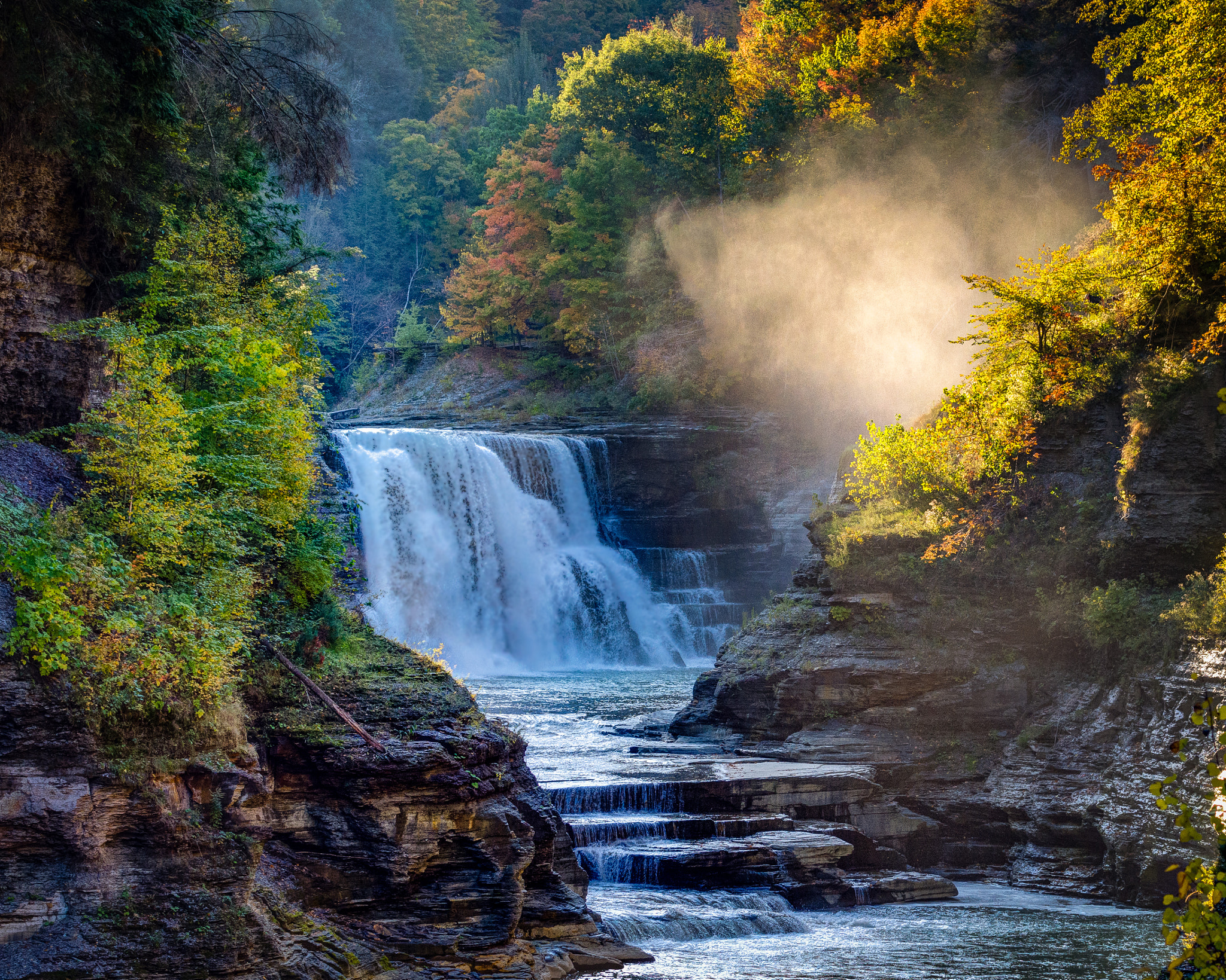 Nikon AF-S Nikkor 70-200mm F4G ED VR sample photo. Mist in the sunlight photography