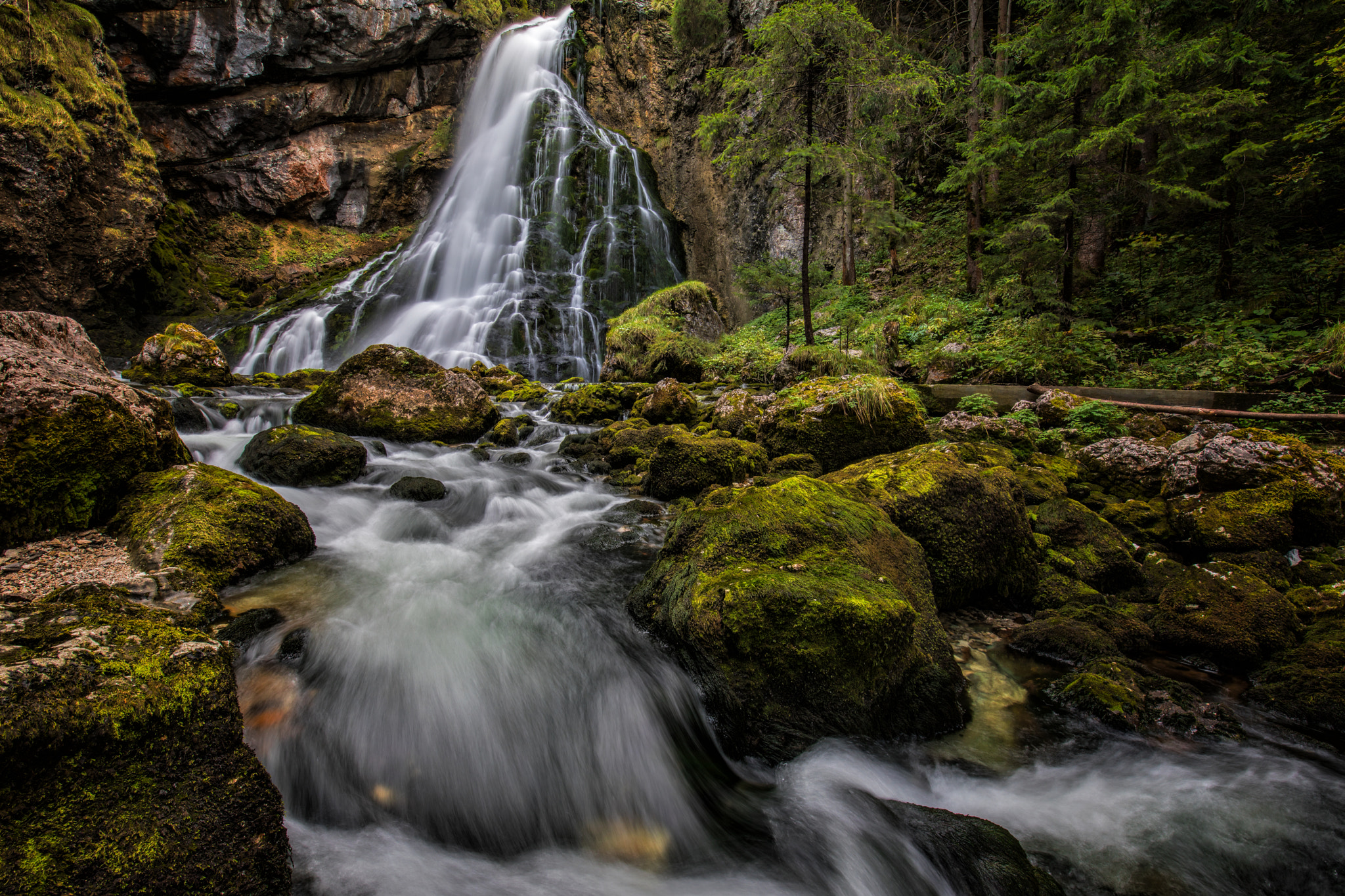 Canon EF 300mm f/2.8L sample photo. Magic place photography