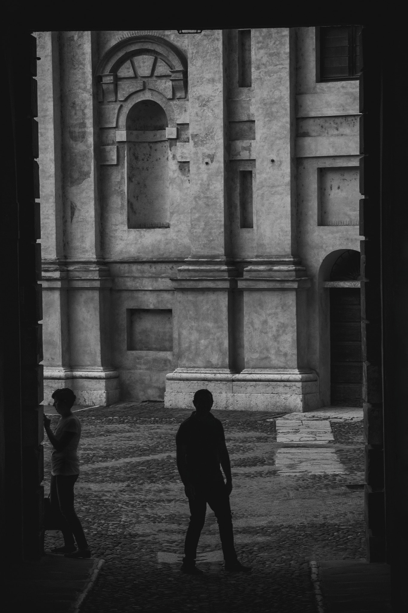 Canon EOS 100D (EOS Rebel SL1 / EOS Kiss X7) sample photo. Silhouettes in verona photography