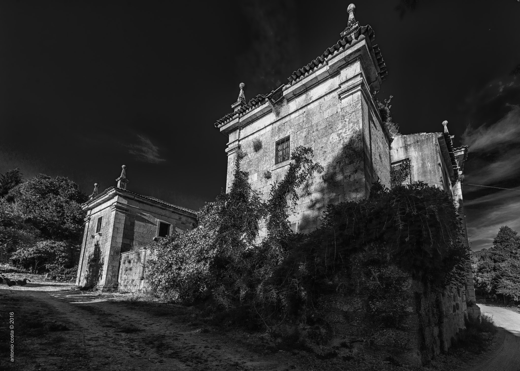 Sigma 12-24mm F4.5-5.6 EX DG Aspherical HSM sample photo. Wide angle photography