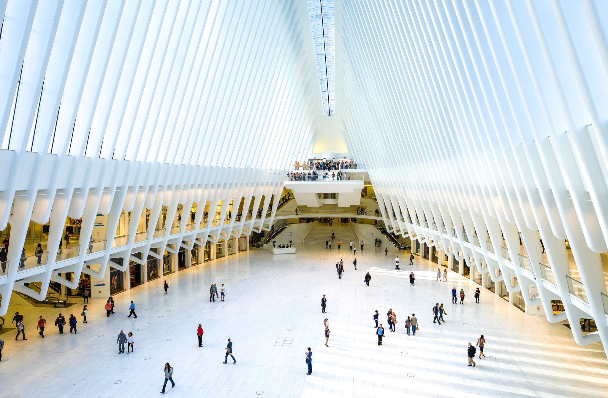 Fujifilm X-T2 + Fujifilm XF 14mm F2.8 R sample photo. Calatrava transit hub photography