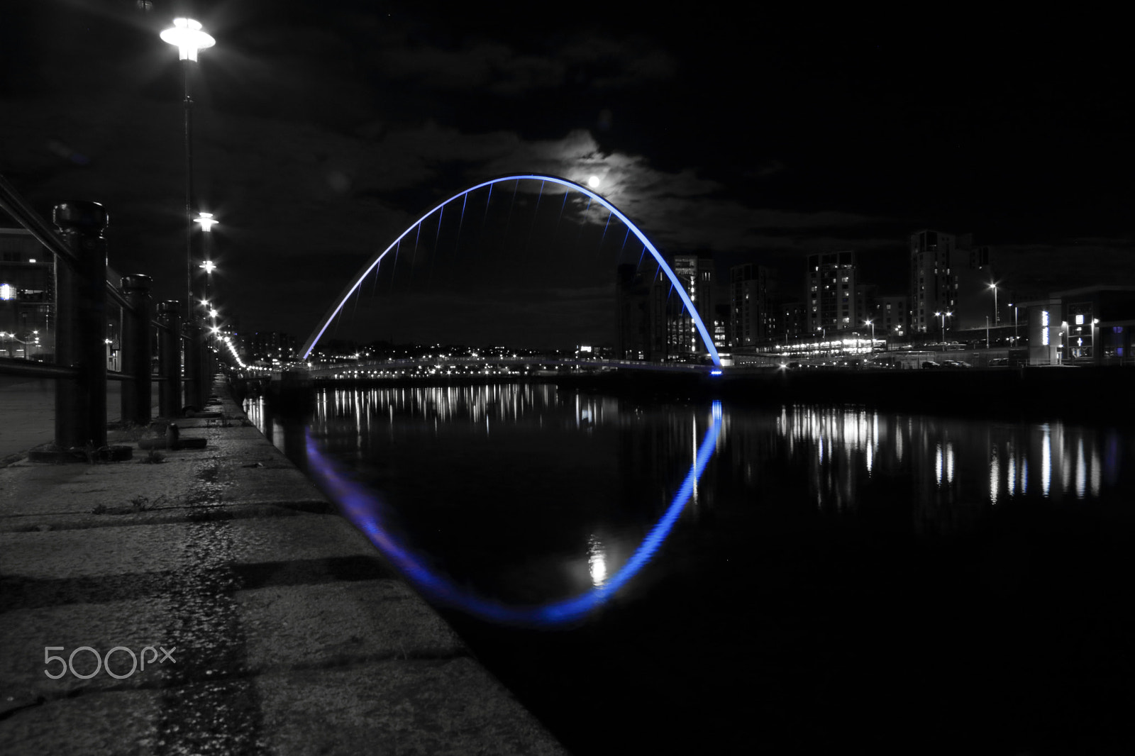 Canon EF-S 17-85mm F4-5.6 IS USM sample photo. Blue millennium bridge newcastle photography