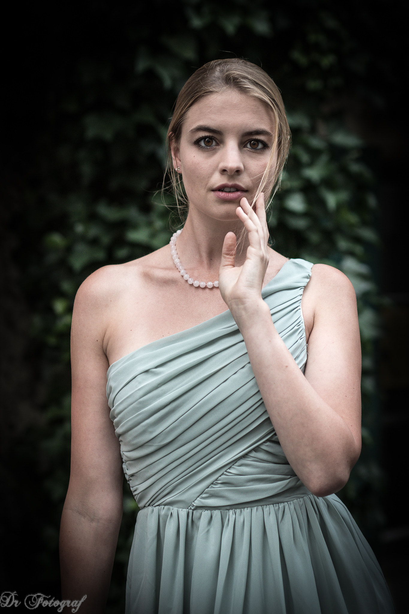 Sigma 50mm F1.4 EX DG HSM sample photo. Can you hold her gaze photography