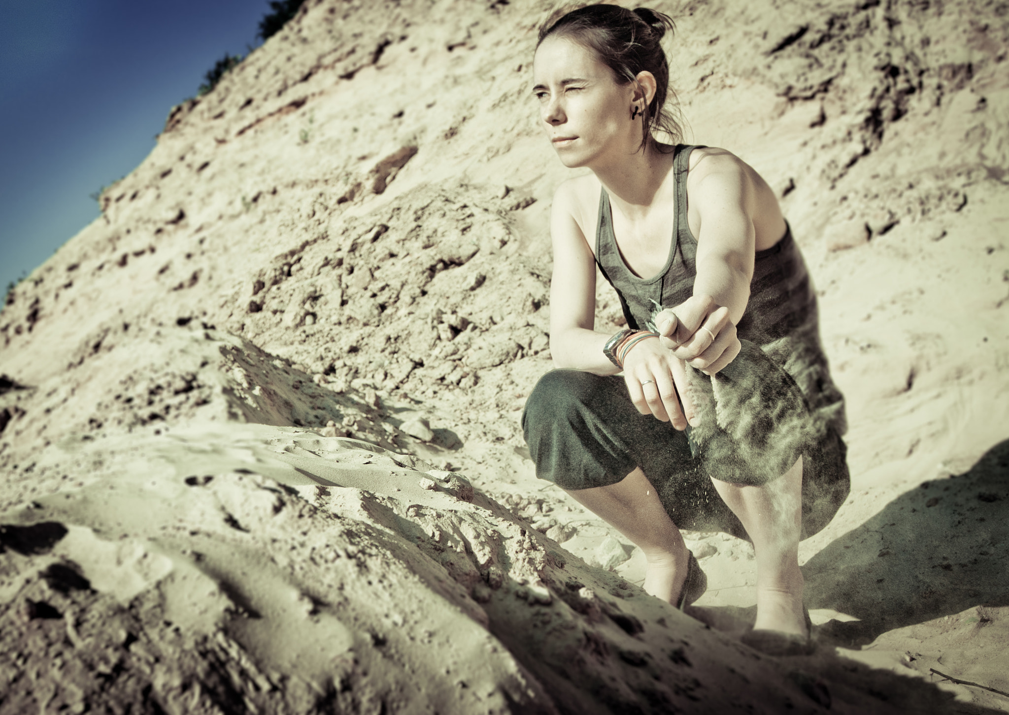 Sony Alpha DSLR-A550 + Sony DT 18-55mm F3.5-5.6 SAM sample photo. Sand photography