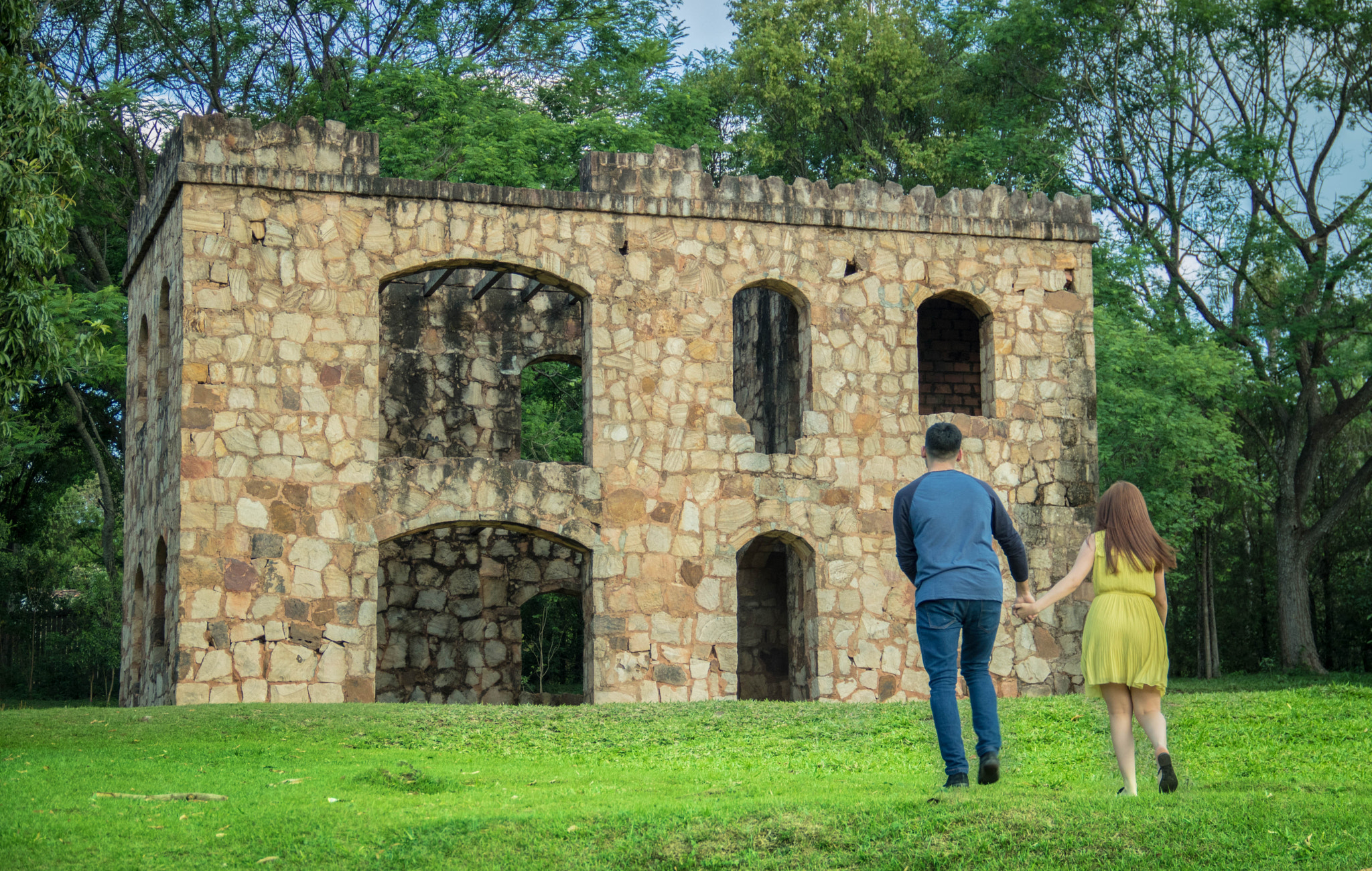 Canon EOS 750D (EOS Rebel T6i / EOS Kiss X8i) sample photo. Love castle photography